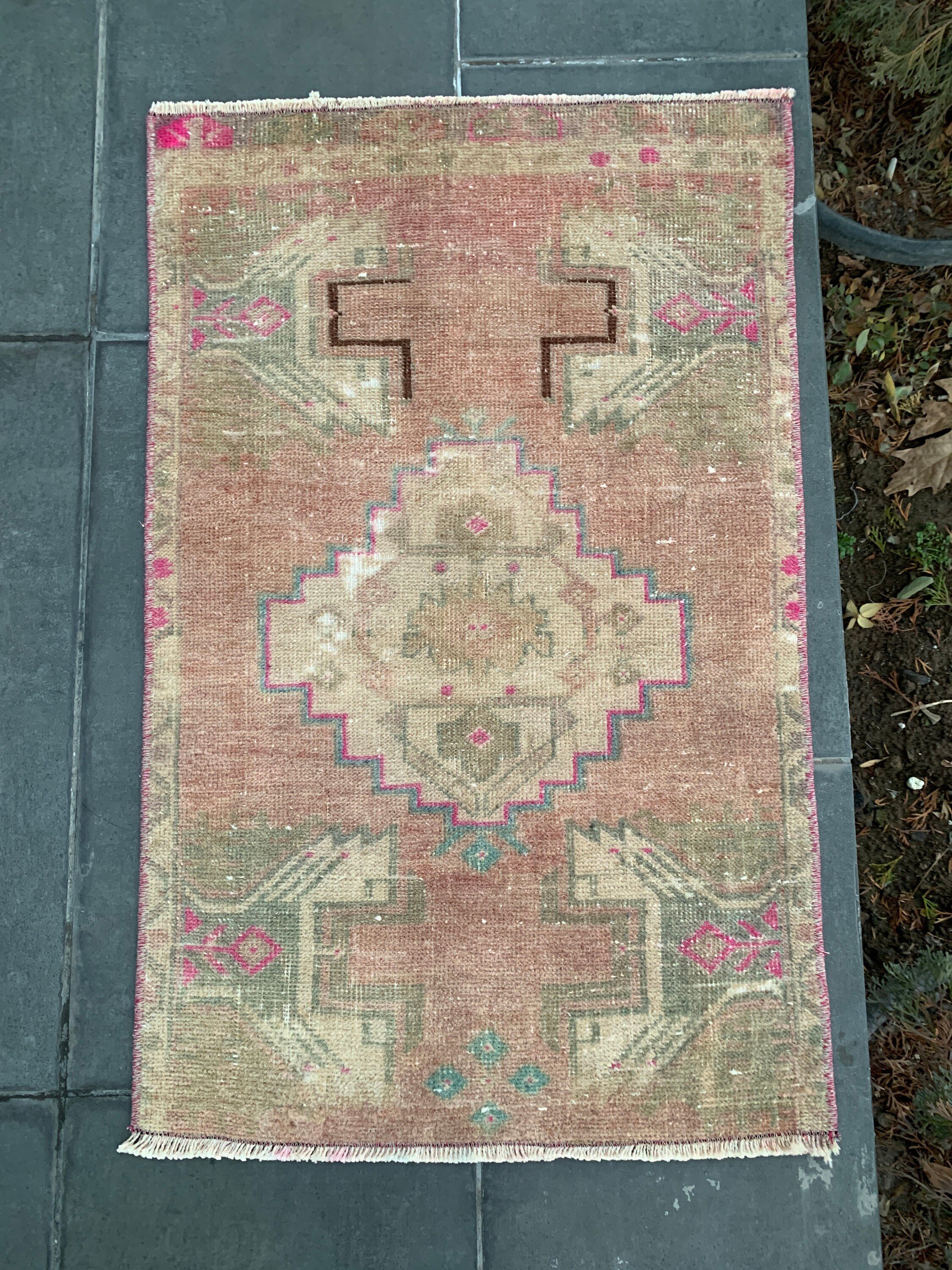 Nursery Rug, Turkish Rug, 1.7x2.9 ft Small Rug, Organic Rugs, Bath Rug, Rose gold Antique Rug, Anatolian Rug, Vintage Rugs, Bedroom Rug