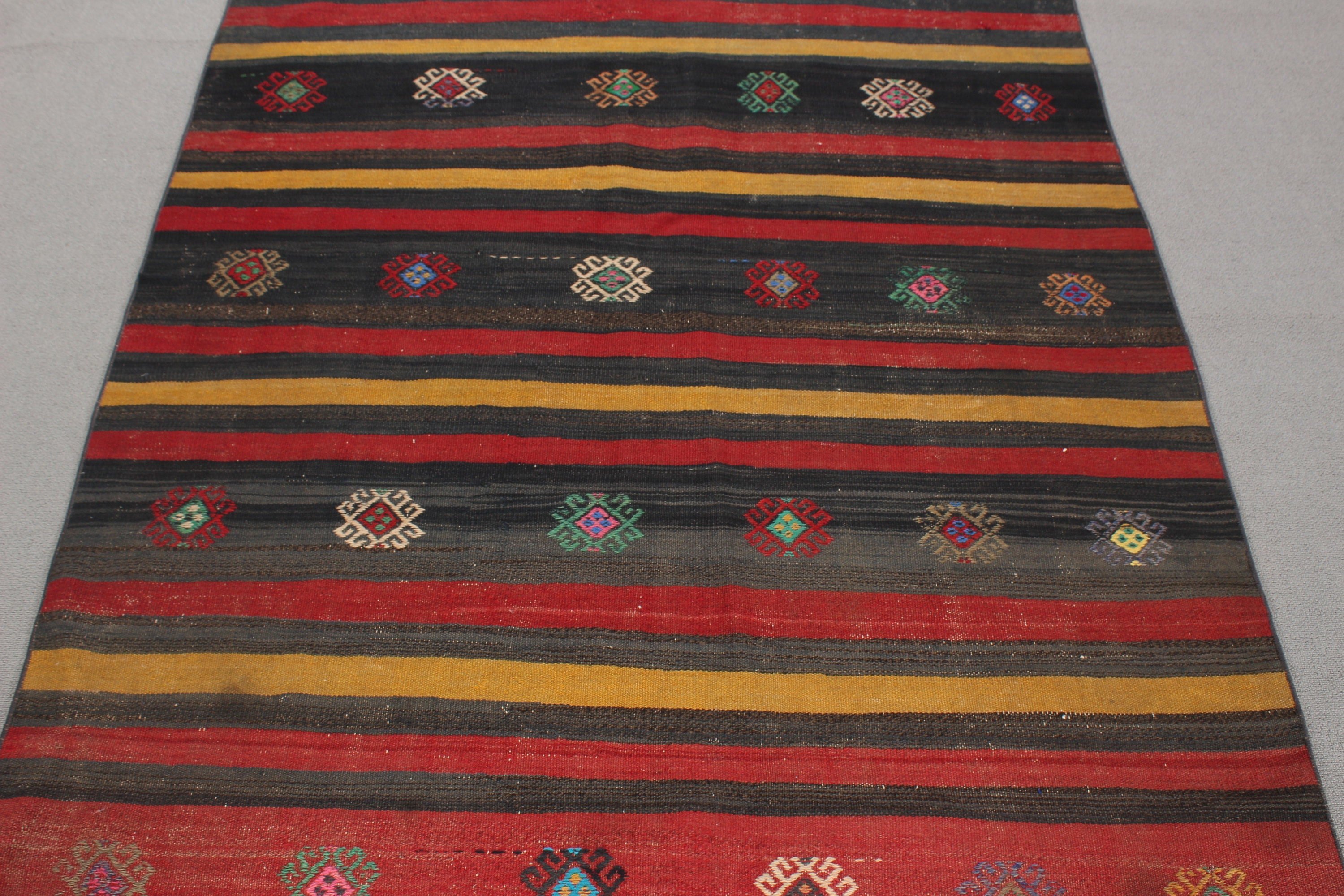 Aztek Halısı, Bildiri Halısı, 4.2x7.6 ft Alan Halısı, Vintage Halılar, Çocuk Halısı, Türk Halıları, Sarı Geometrik Halı, Yün Halı, Kilim, Yatak Odası Halıları