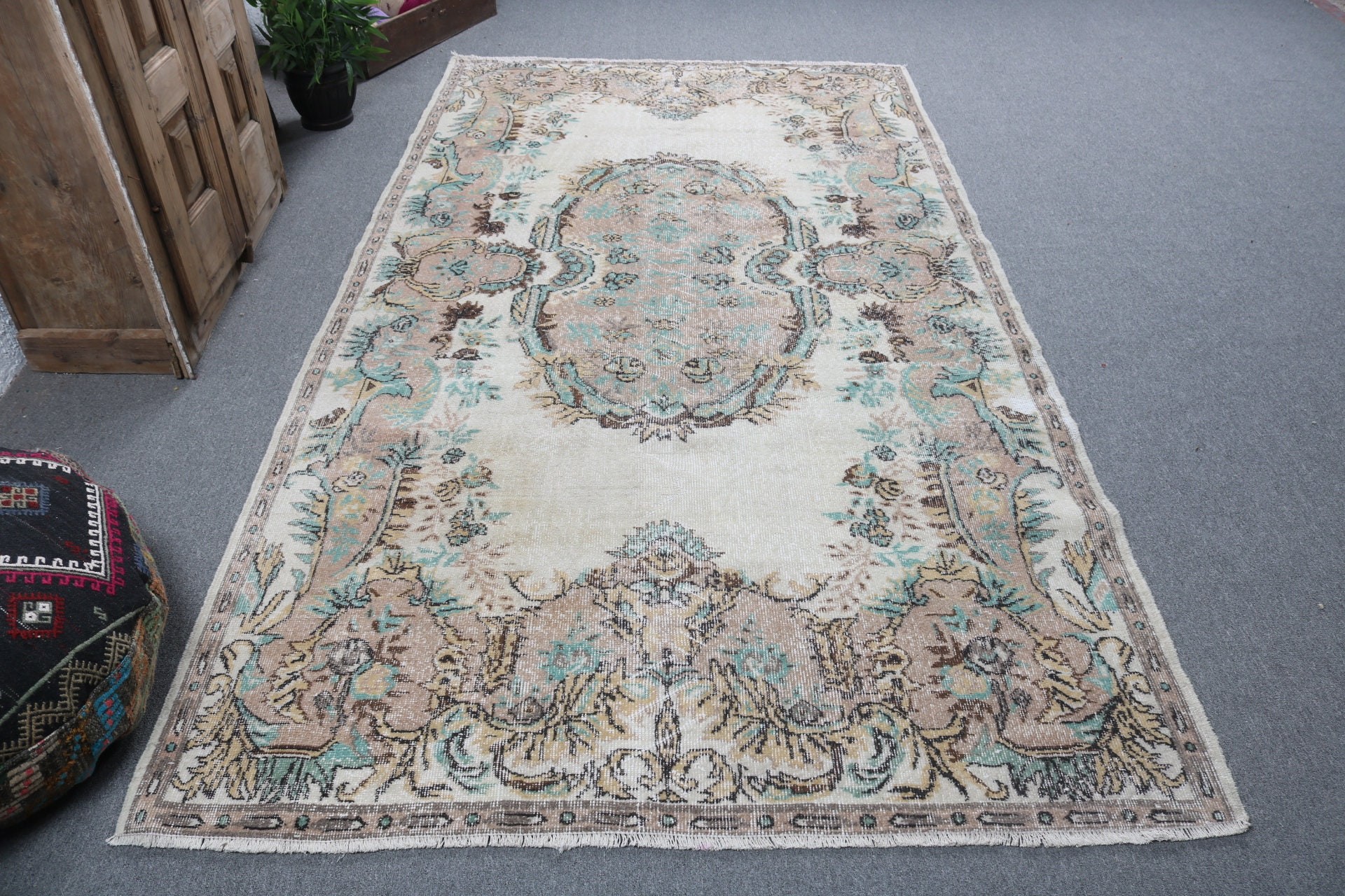 Beige Kitchen Rug, Dining Room Rugs, Oriental Rug, Turkish Rug, Tribal Rug, Bedroom Rugs, 5.2x9.3 ft Large Rug, Home Decor Rug, Vintage Rug