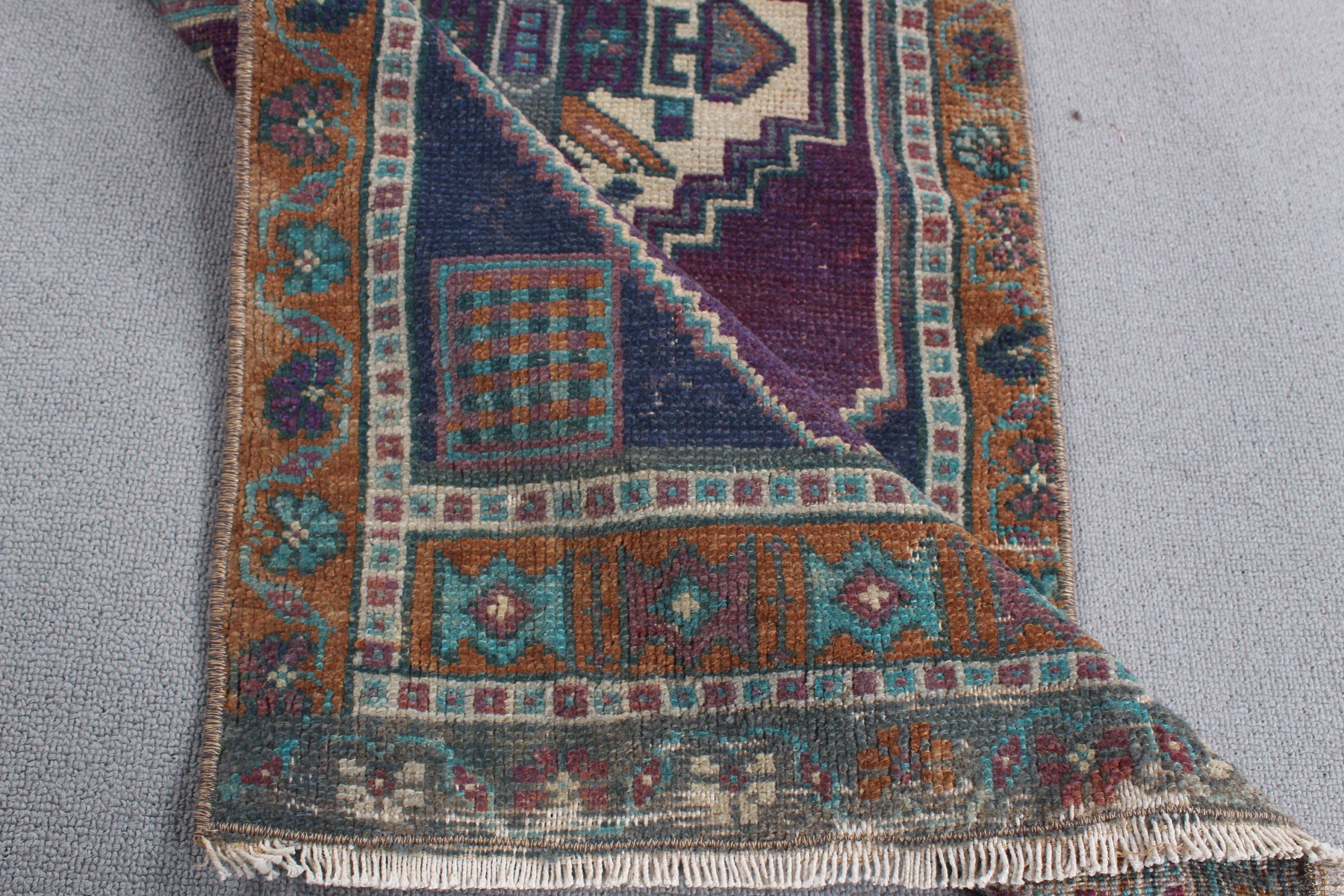 Kapı Paspas Halıları, Yatak Odası Halıları, Küçük Boho Halı, Boho Halılar, Vintage Halı, 1.6x3.5 ft Küçük Halılar, Estetik Halı, Türk Halıları, Mor Havalı Halılar