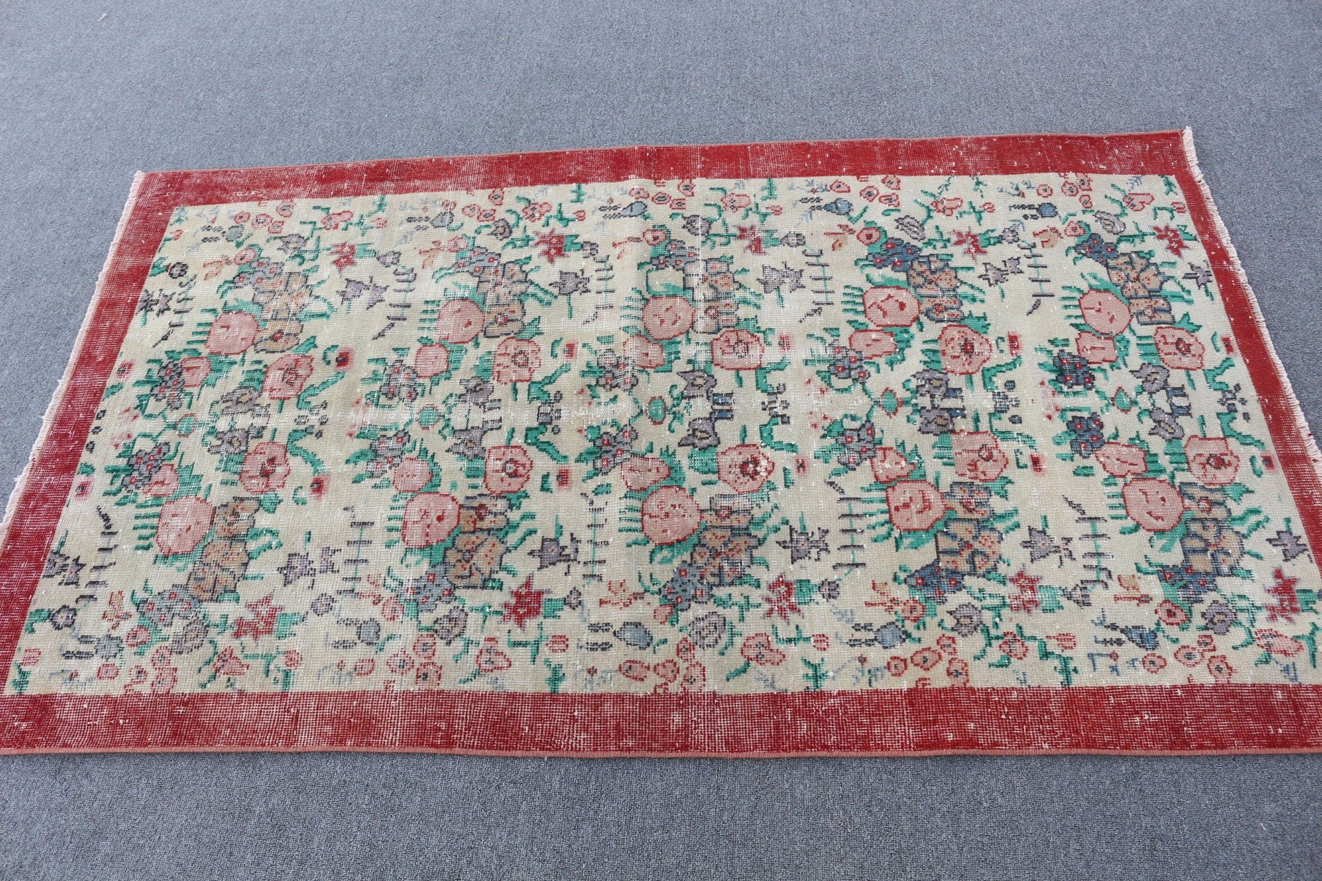 Eski Halılar, Havalı Halı, Vintage Halı, 3,5x5,9 ft Vurgulu Halı, Mutfak Halıları, Yün Halı, Türk Halısı, Mutfak Halısı, Bej Fas Halısı, Giriş Halısı