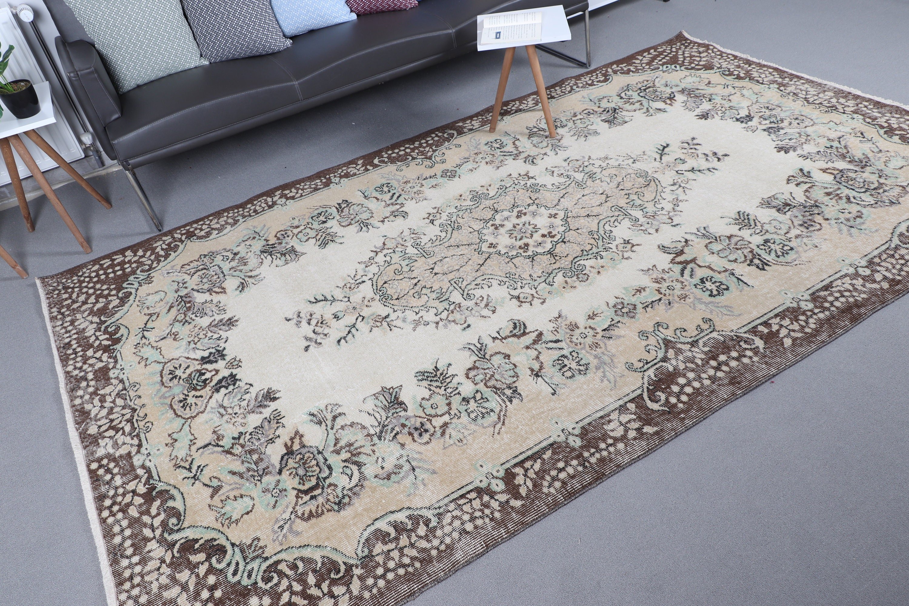 Wool Rug, Art Rug, Living Room Rug, Beige  5.7x9.5 ft Large Rugs, Turkish Rug, Dining Room Rug, Vintage Rugs