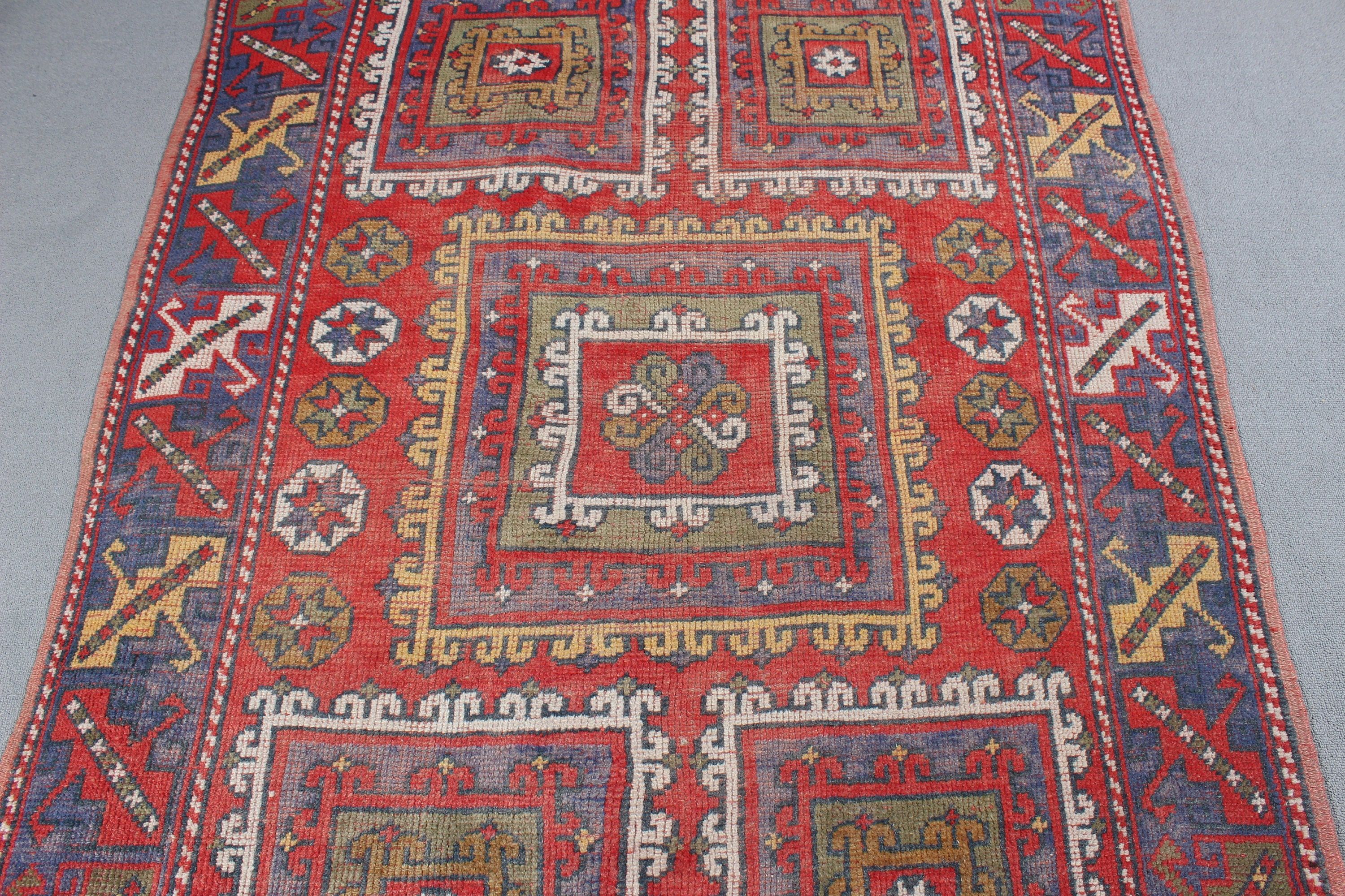 Kırmızı El Dokuma Halı, Organik Halı, Vintage Halı, 4.1x6.4 ft Alan Kilimi, Havalı Halılar, Yemek Odası Halıları, Vintage Alan Halısı, Mutfak Halıları, Türk Halısı