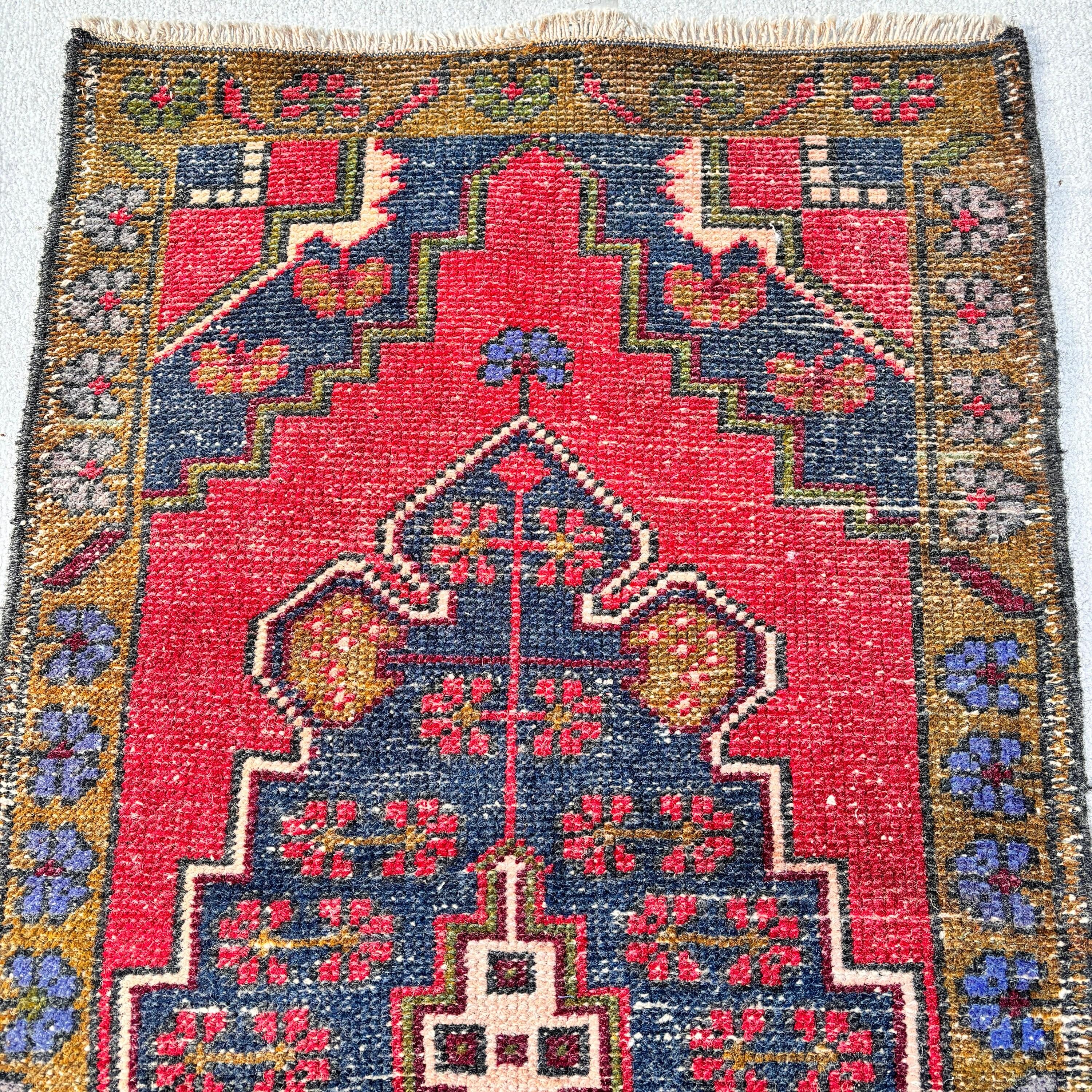 Geometrik Halılar, Türk Halısı, 1.7x3.4 ft Küçük Halı, Çocuk Halıları, Mutfak Halıları, El Yapımı Halı, Vintage Halı, Kahverengi Geometrik Halı, Oushak Halıları