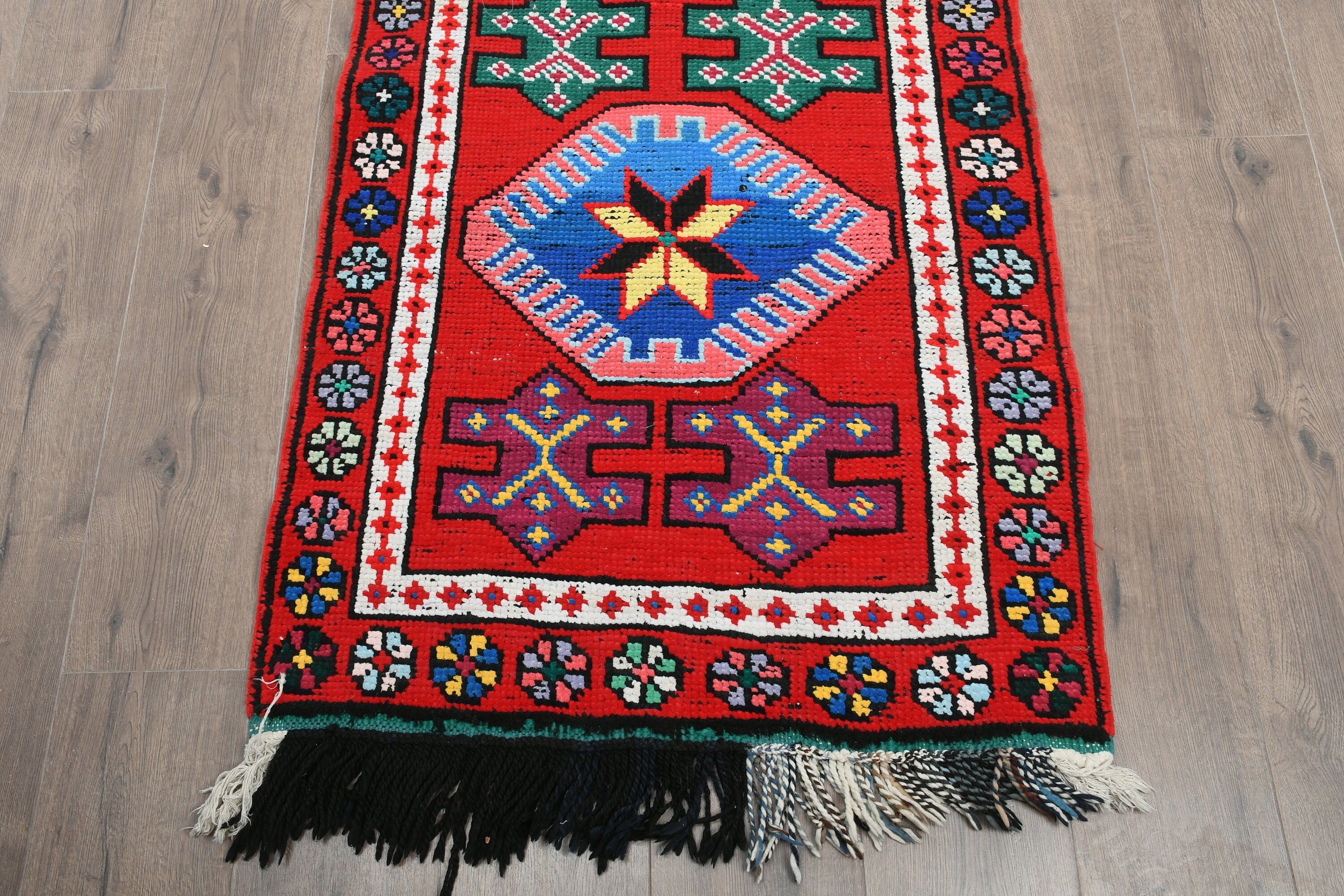 Anadolu Halısı, Koşucu Halıları, Türk Halıları, Koridor Halısı, Havalı Halı, Vintage Halılar, Bohem Halısı, Kırmızı 2.7x13 ft Runner Halısı