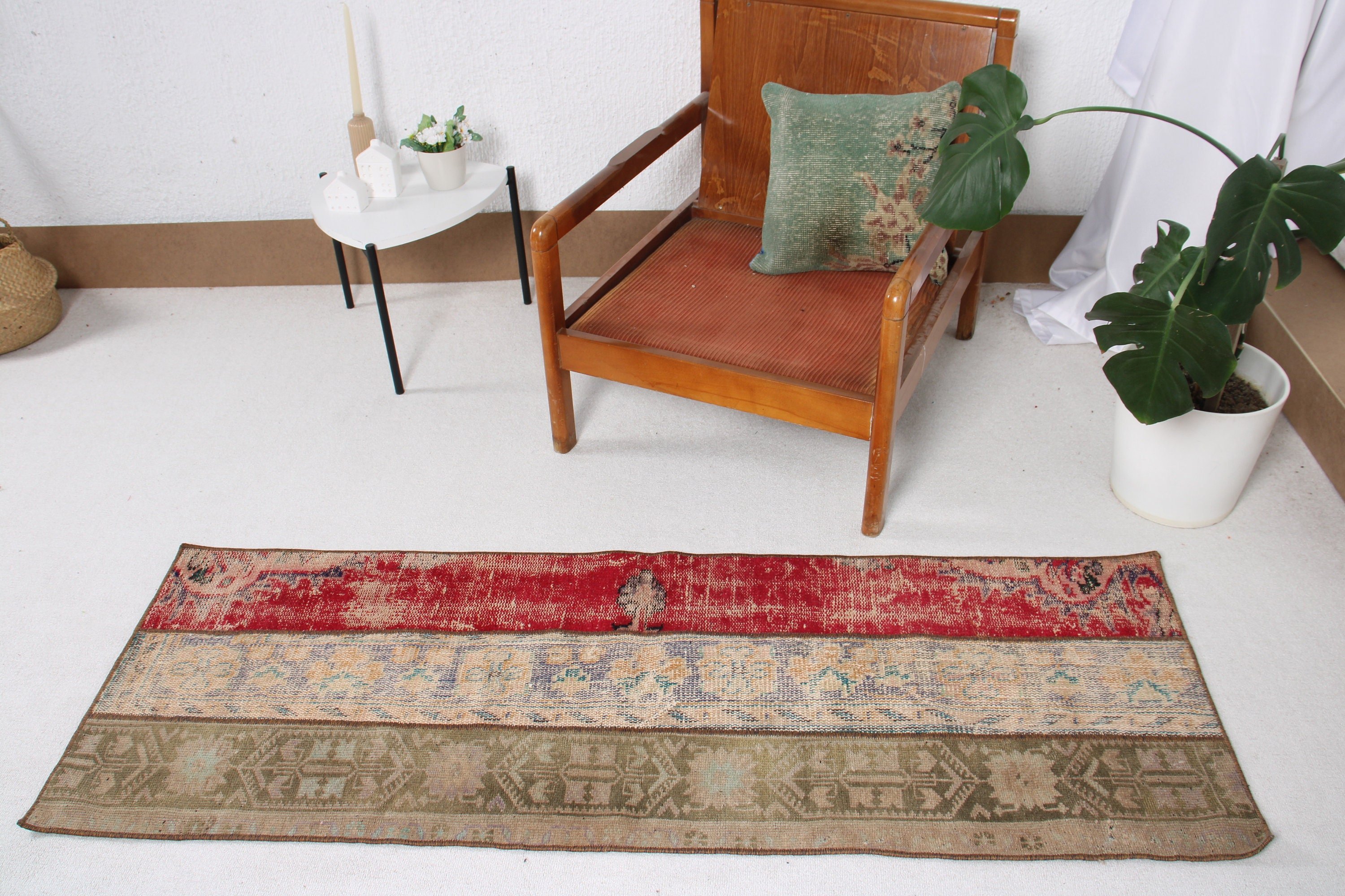 Geometrik Halı, Türk Halıları, Mutfak Halısı, Vintage Yolluk Halısı, Açıklama Halıları, 2x5.7 ft Yolluk Halıları, Vintage Halılar, Yeşil Yer Halıları