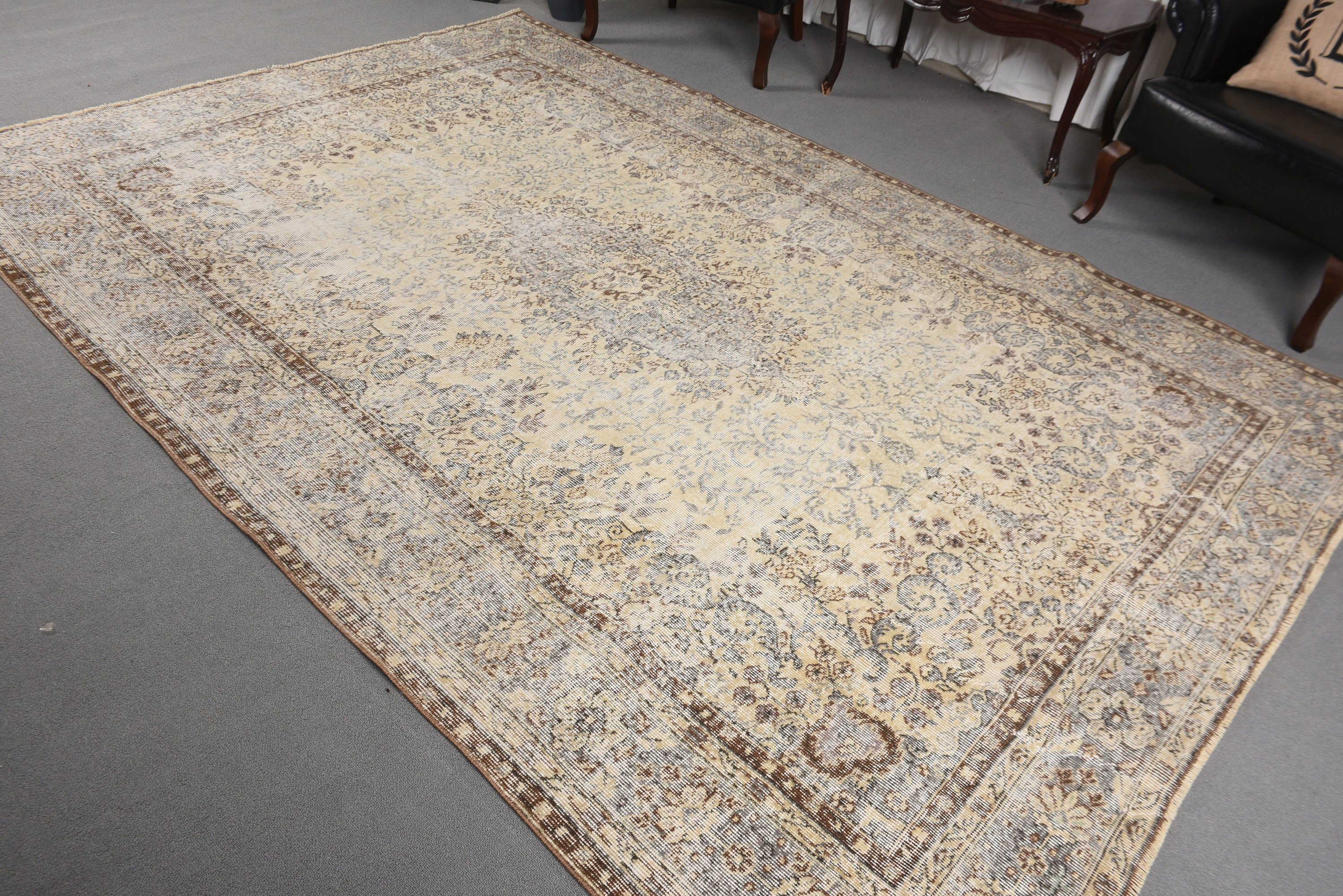 Traditional Rug, Antique Rug, Dining Room Rug, Beige Antique Rug, 7x10.1 ft Oversize Rug, Turkish Rug, Vintage Rugs, Boho Rugs, Salon Rug