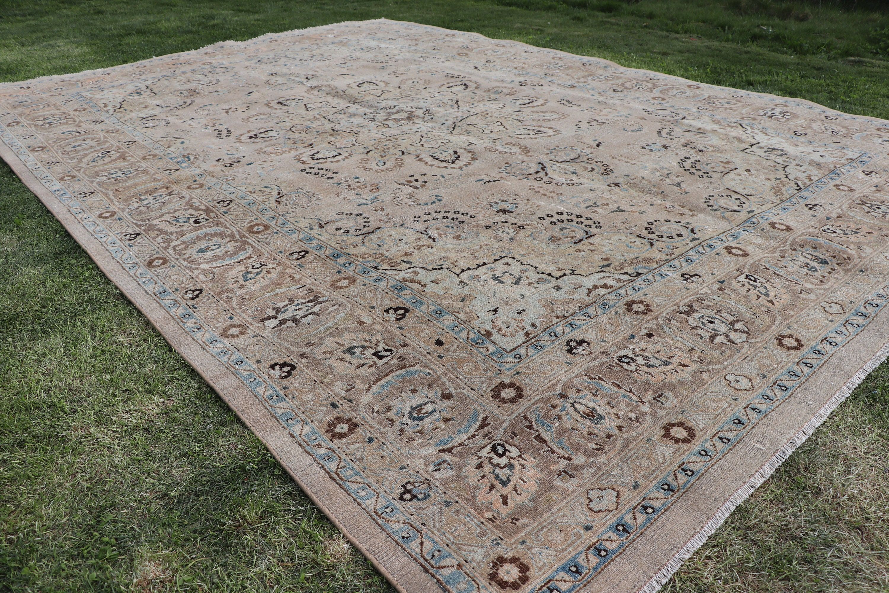 Turkish Rugs, Vintage Rug, Luxury Rugs, Oversize Turkish Rugs, Bedroom Rugs, Modern Rug, 8.1x11.7 ft Oversize Rug, Bronze Wool Rugs