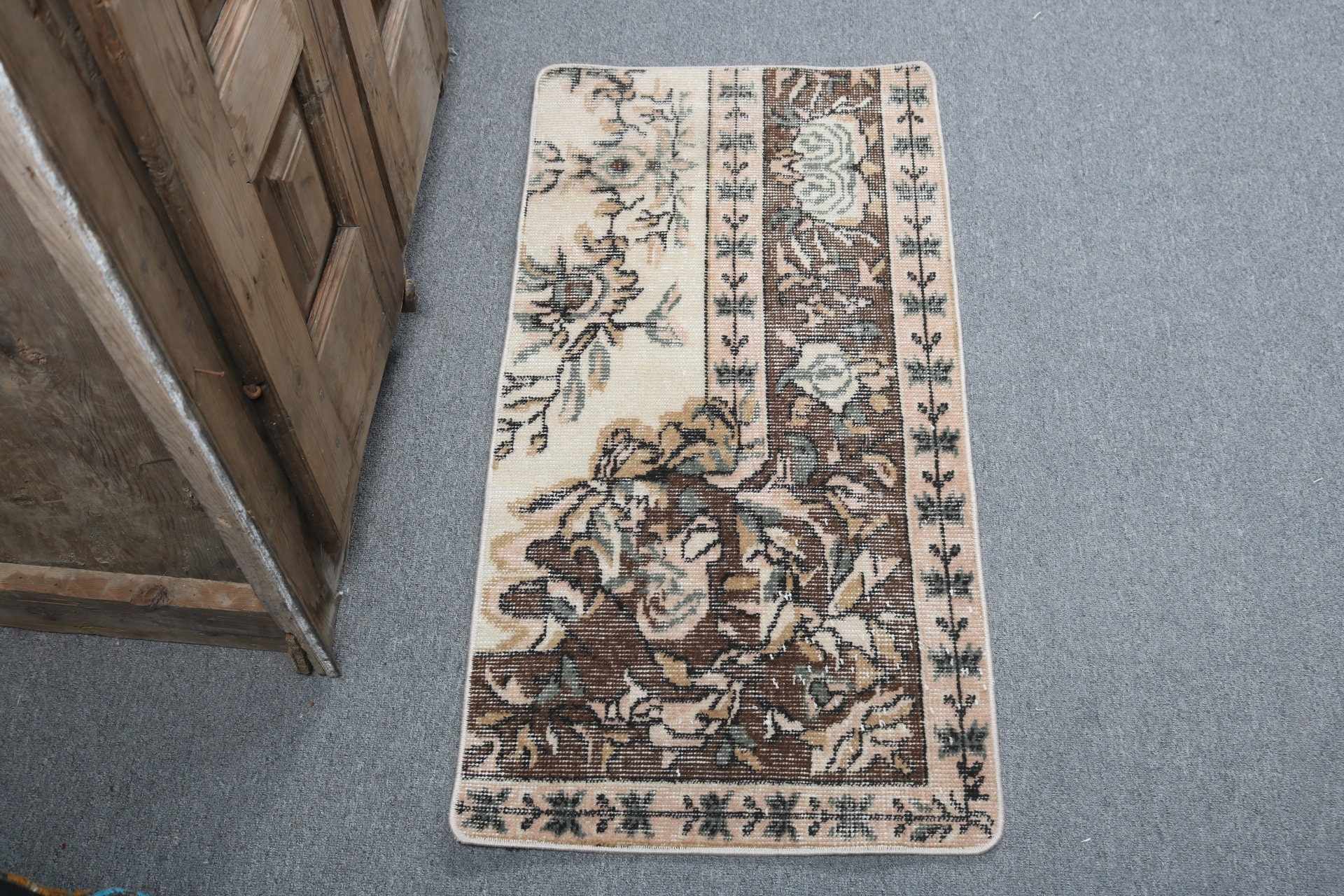 Entry Rug, Vintage Rug, Brown Anatolian Rugs, Kitchen Rugs, Small Vintage Rugs, Turkey Rugs, Oushak Rug, 1.6x3.3 ft Small Rug, Turkish Rugs