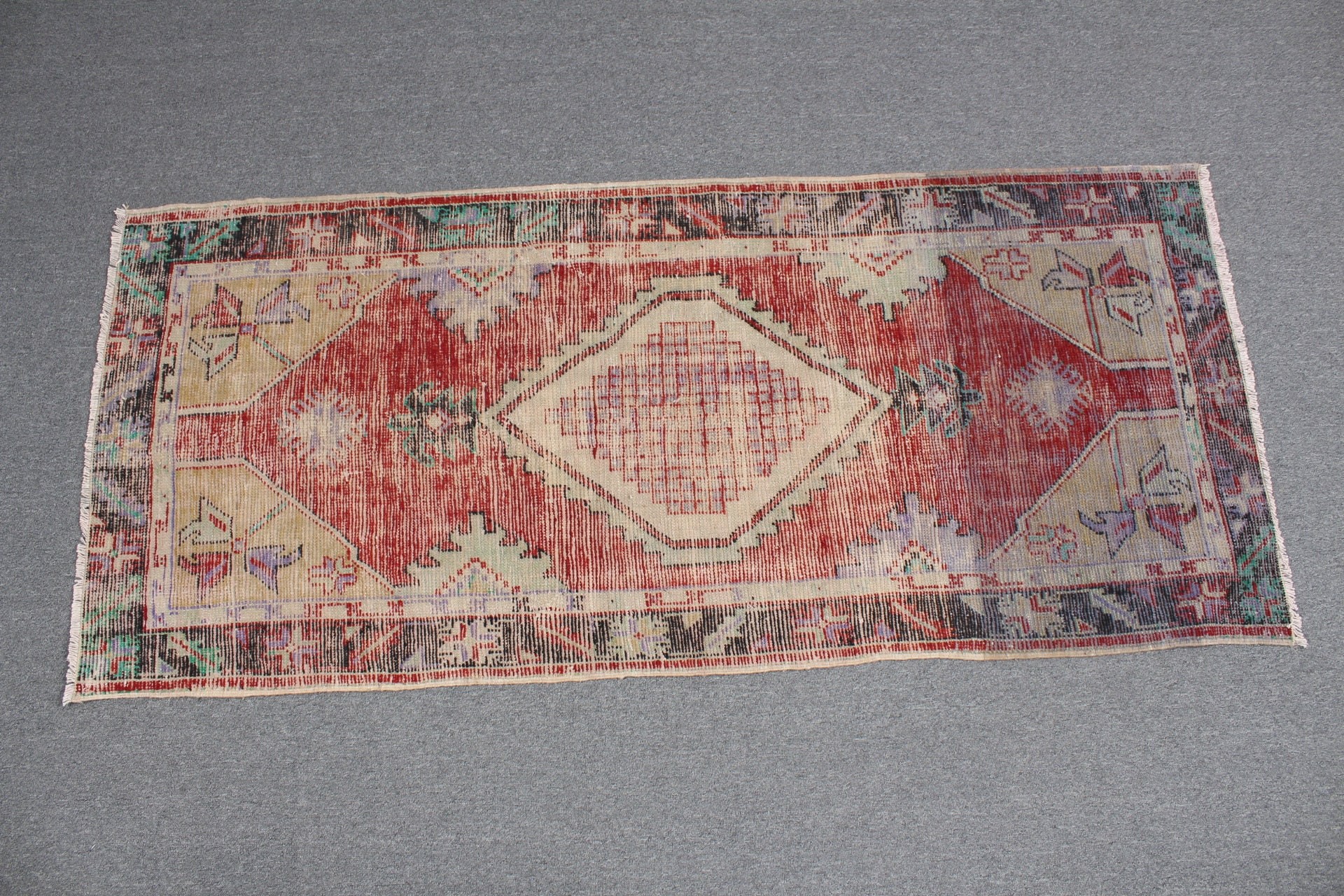 Vintage Rug, Home Decor Rug, Rugs for Kitchen, 2.6x5.9 ft Accent Rug, Turkish Rugs, Kitchen Rugs, Red Floor Rug, Nursery Rugs, Oushak Rug