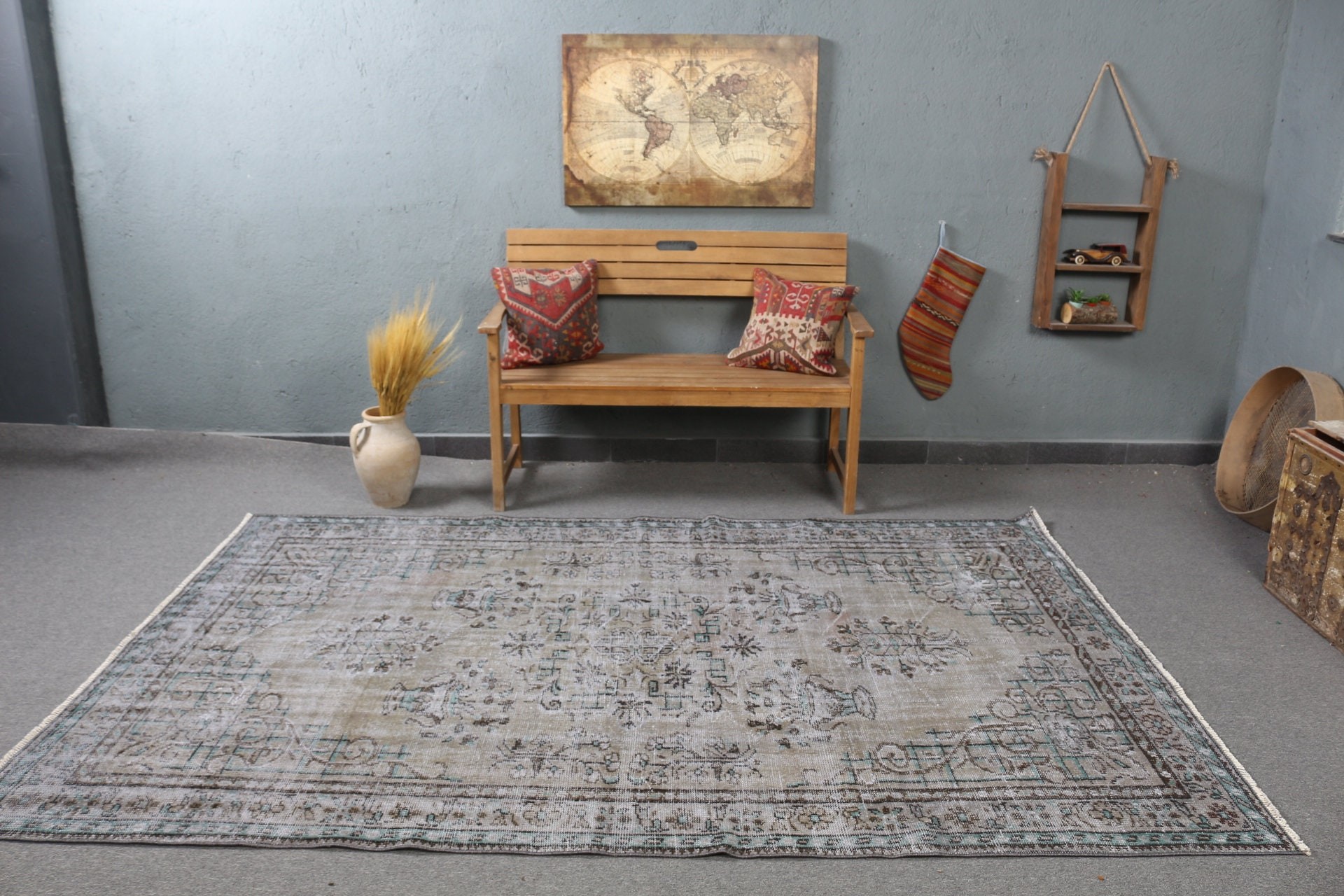 Turkish Rug, Green Floor Rug, Living Room Rug, 5.7x8.9 ft Large Rug, Vintage Rug, Salon Rugs, Antique Rugs, Vintage Decor Rug