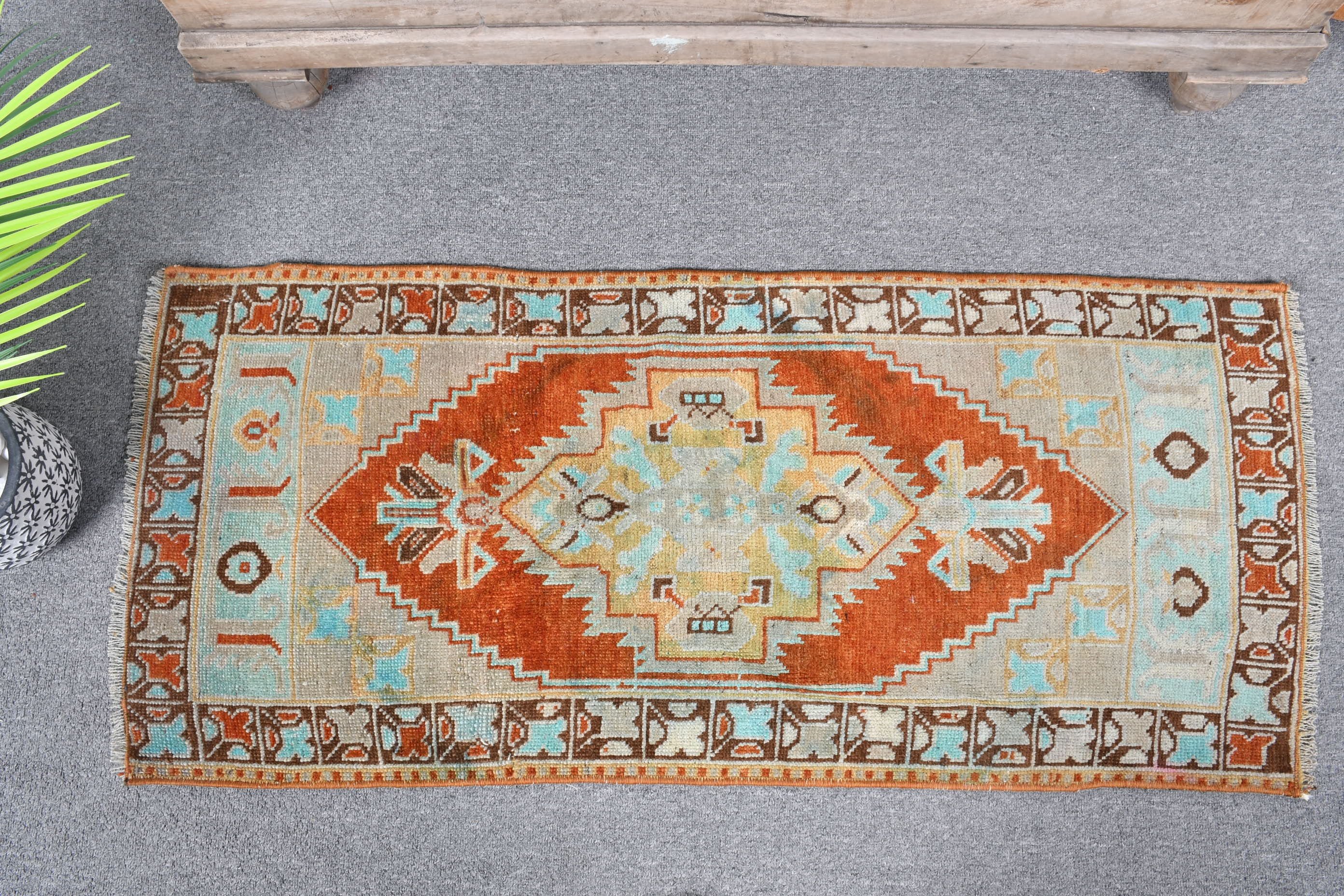 Türk Halısı, 1.6x3.7 ft Küçük Halı, Yer Halısı, Oryantal Halı, Araba Paspas Halısı, Vintage Halı, El Dokuma Halılar, Gri Yatak Odası Halıları, Duvar Asılı Halı