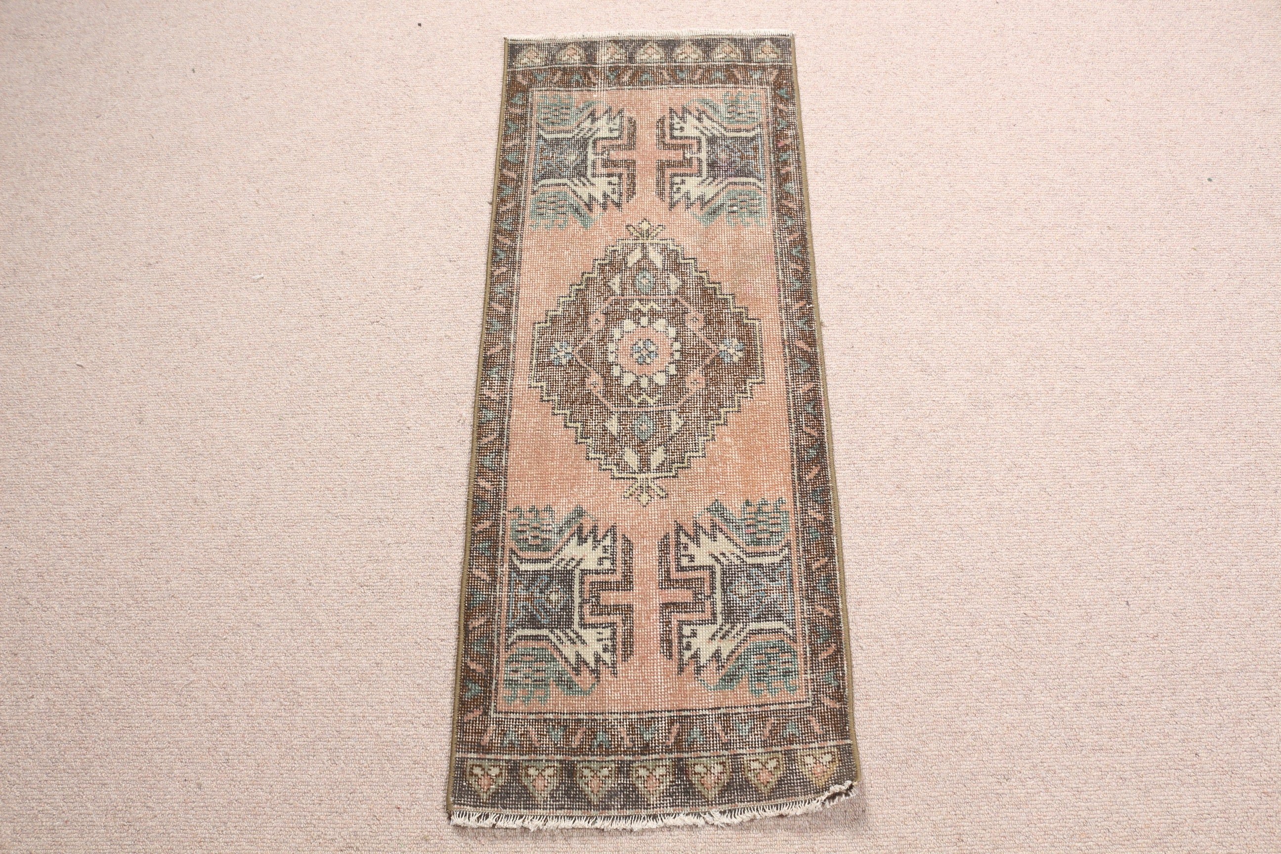 Banyo Halıları, Paspas Halıları, Vintage Halı, 1.4x3.6 ft Küçük Halı, Yatak Odası Halısı, Anadolu Halıları, Türk Halısı, Antika Halı, Pembe Oryantal Halı