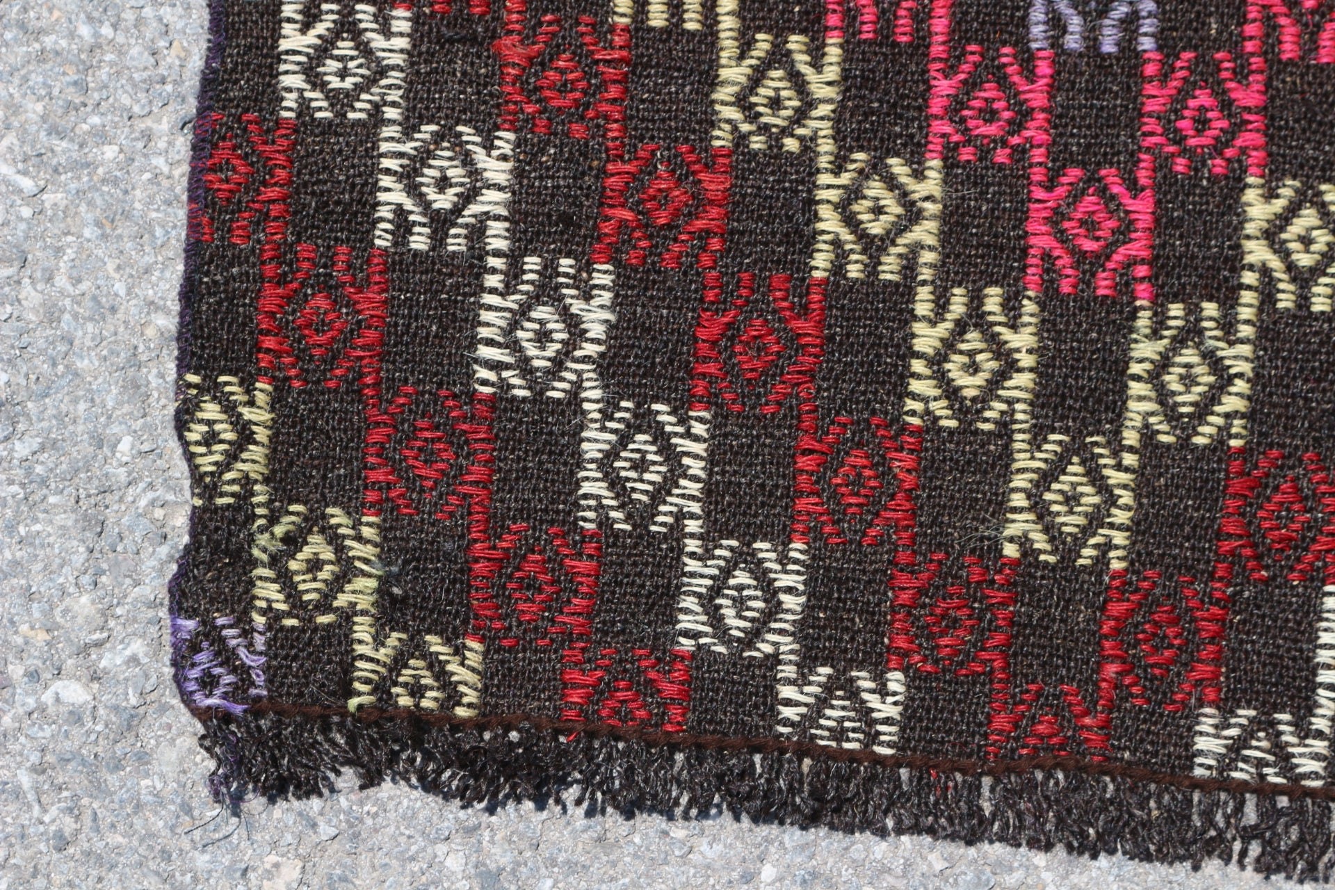 Türk Halıları, Eski Halı, Vintage Halı, Oryantal Halı, 2x3,5 ft Küçük Halılar, Siyah Ev Dekor Halısı, Mutfak Halısı, Kilim, Çocuk Halısı