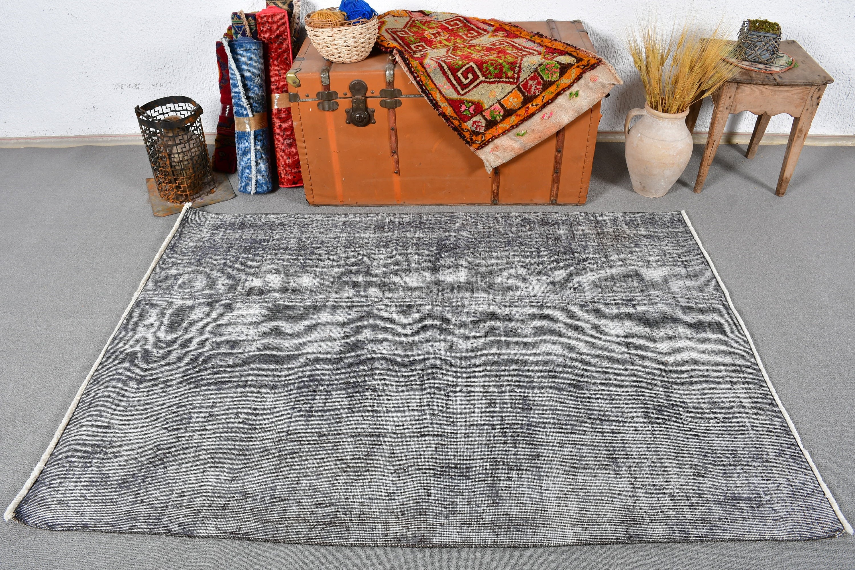 Turkish Rug, Rugs for Entry, Floor Rug, Kitchen Rugs, Vintage Decor Rugs, Vintage Rug, 4x5.8 ft Accent Rug, Bedroom Rug, Gray Antique Rugs