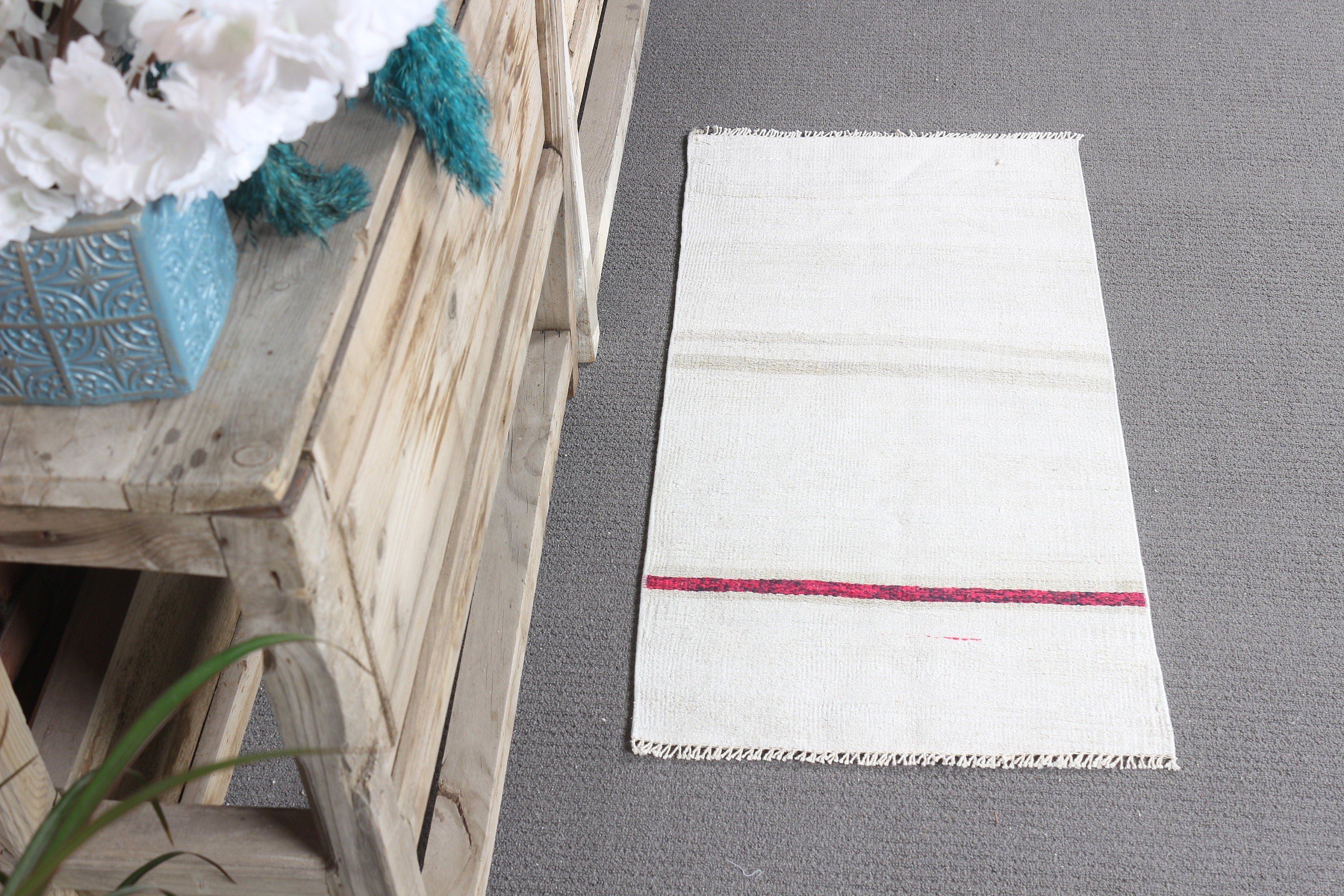 Turkish Rugs, Bathroom Rugs, Vintage Rug, Wool Rug, White  1.5x2.9 ft Small Rug, Rugs for Car Mat, Nursery Rugs, Bedroom Rugs