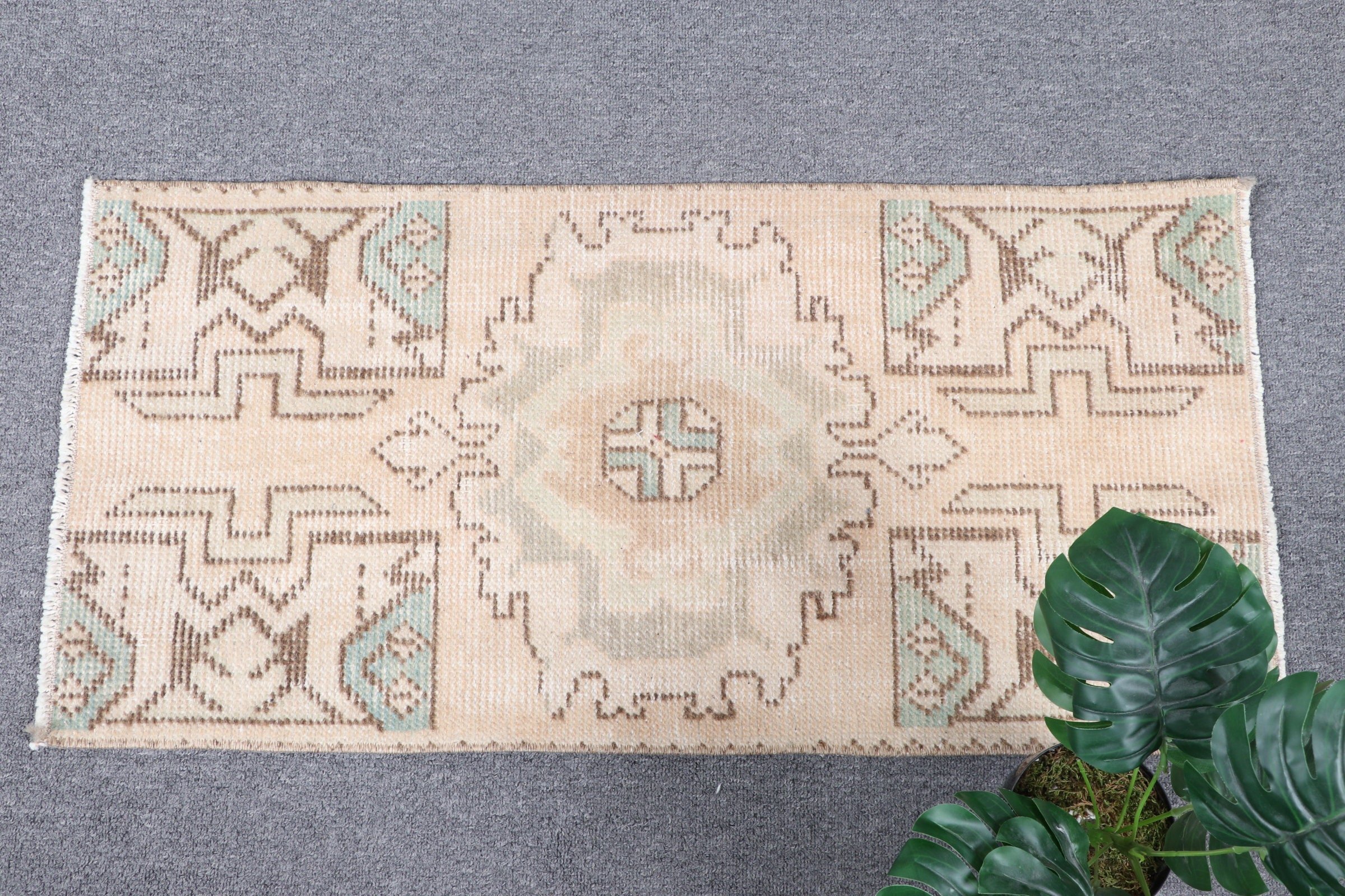 Turkish Rug, Oriental Rug, Kitchen Rug, Bathroom Rug, Vintage Rugs, 1.3x2.8 ft Small Rug, Anatolian Rug, Beige Moroccan Rugs, Bright Rug