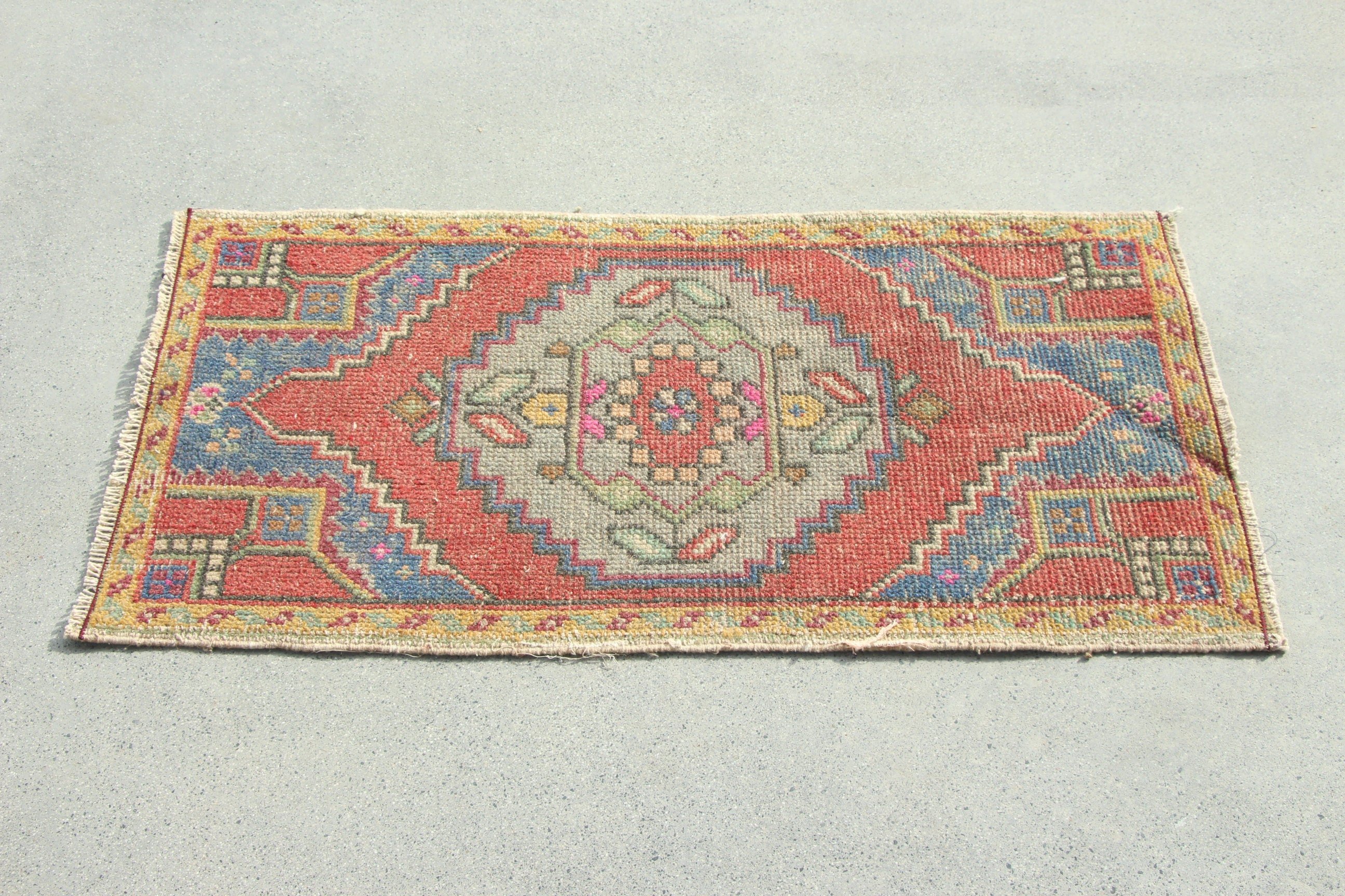 Kırmızı Nötr Halı, Yatak Odası Halısı, Vintage Halılar, Küçük Boho Halıları, Lüks Halı, Kapı Paspası Halısı, 1.6x3.2 ft Küçük Halılar, El Yapımı Halı, Türk Halıları