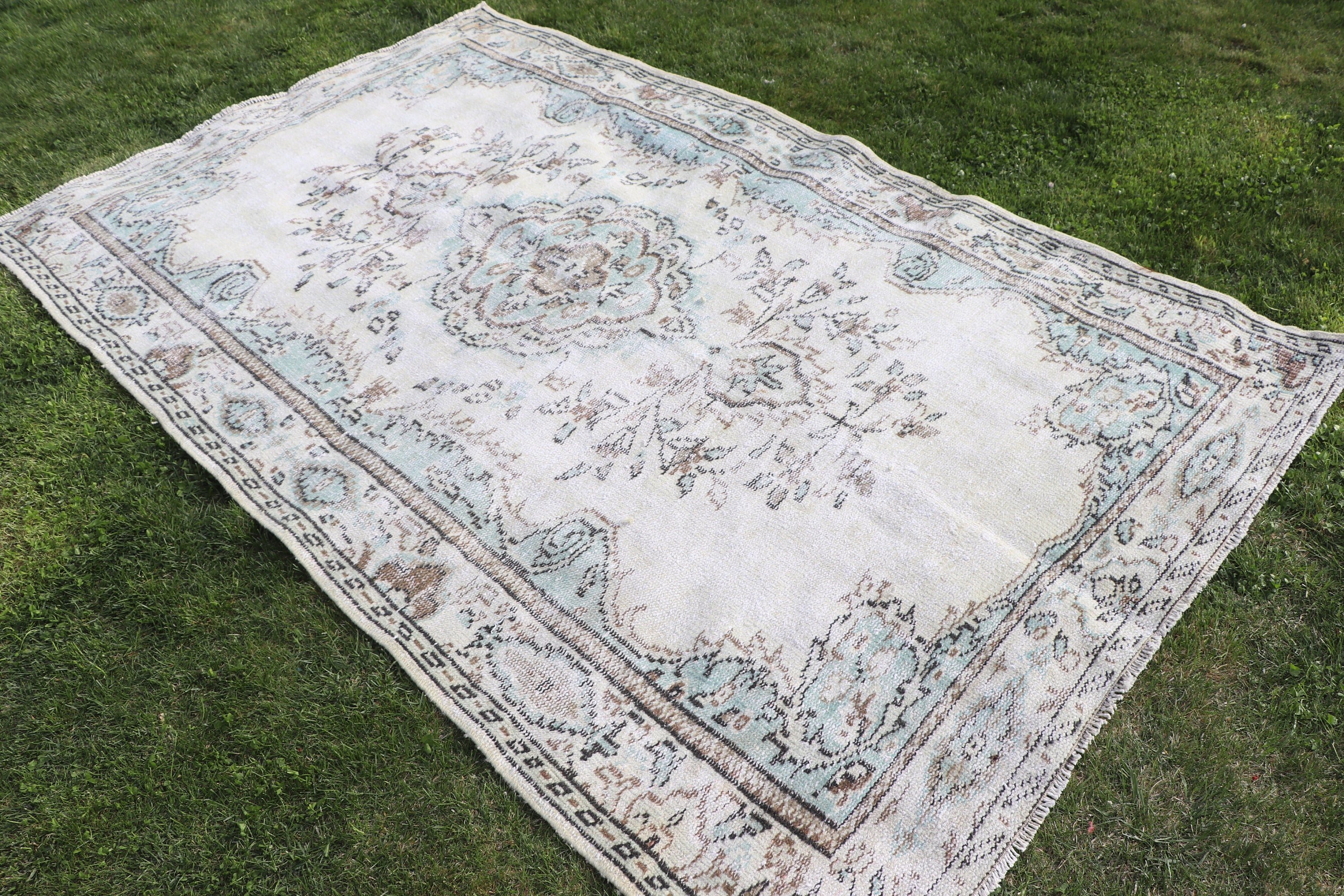 Antika Halı, Vintage Halı, Lüks Halılar, Alan Kilimleri, Oturma Odası Halıları, Türk Halısı, Bej Anadolu Halısı, 4.9x8 ft Alan Halısı, Yatak Odası Halısı