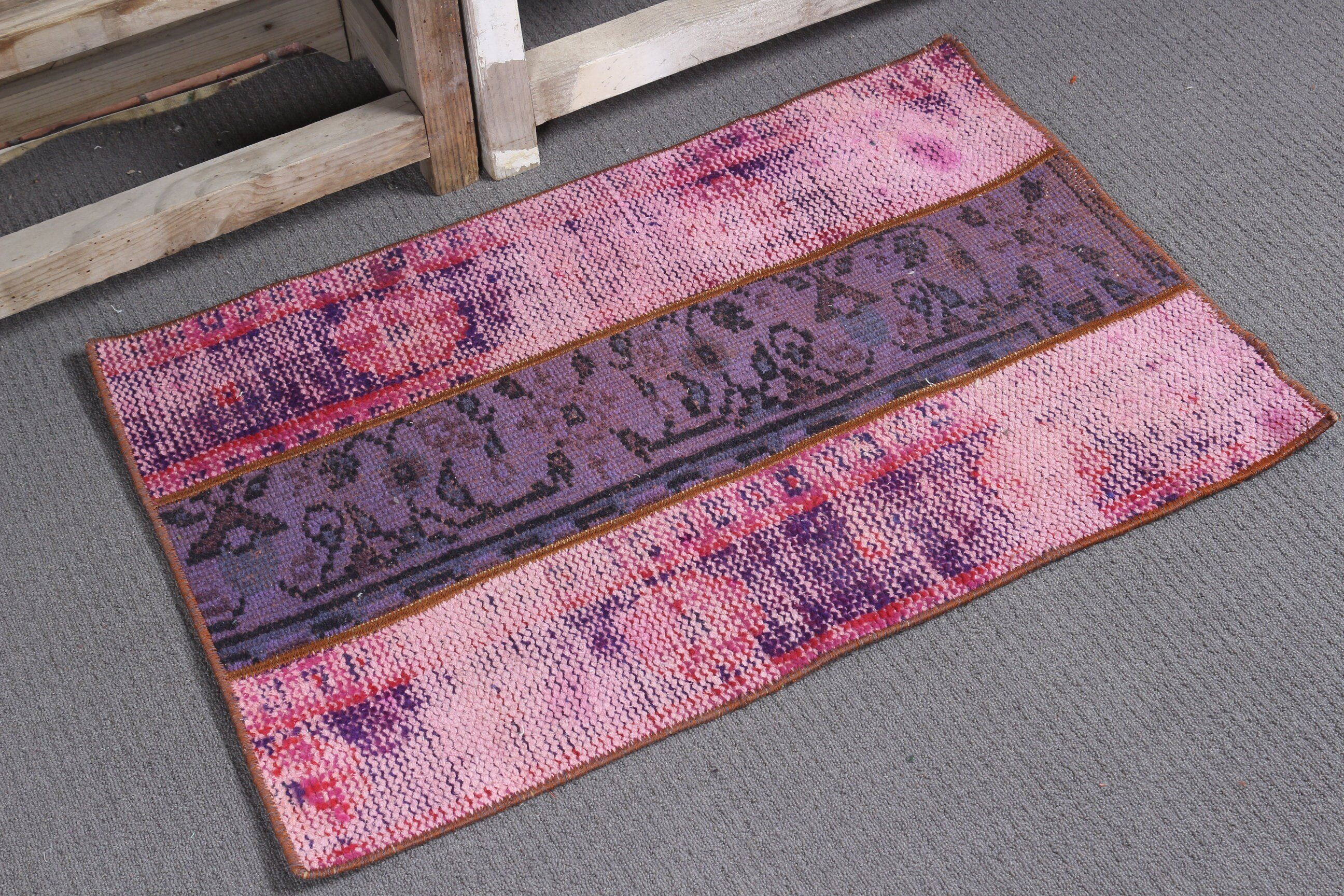 Vintage Rug, 1.8x2.7 ft Small Rug, Door Mat Rugs, Pink Oushak Rugs, Anatolian Rug, Bathroom Rugs, Turkish Rug, Office Rugs