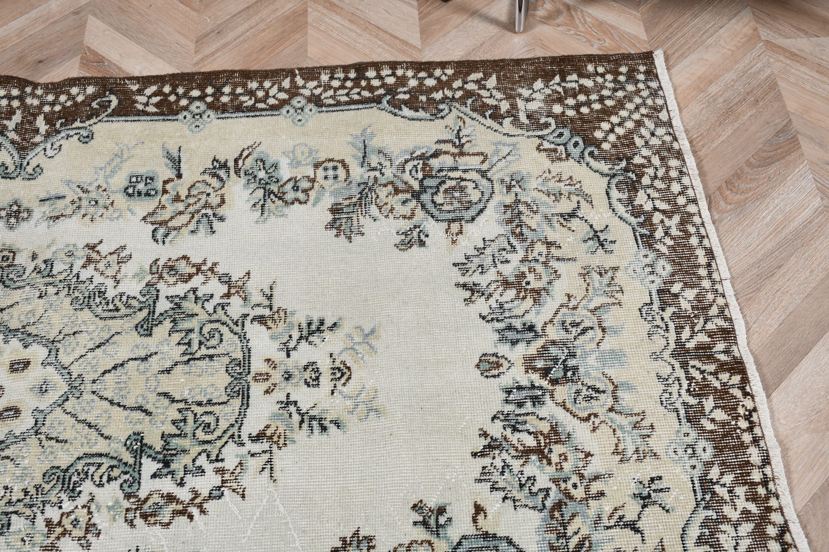 Floor Rug, Beige Home Decor Rug, Turkish Rug, Distressed Rug, Oriental Rug, Oushak Rugs, Vintage Rug, Dining Room Rug, 3.9x6.7 ft Area Rug