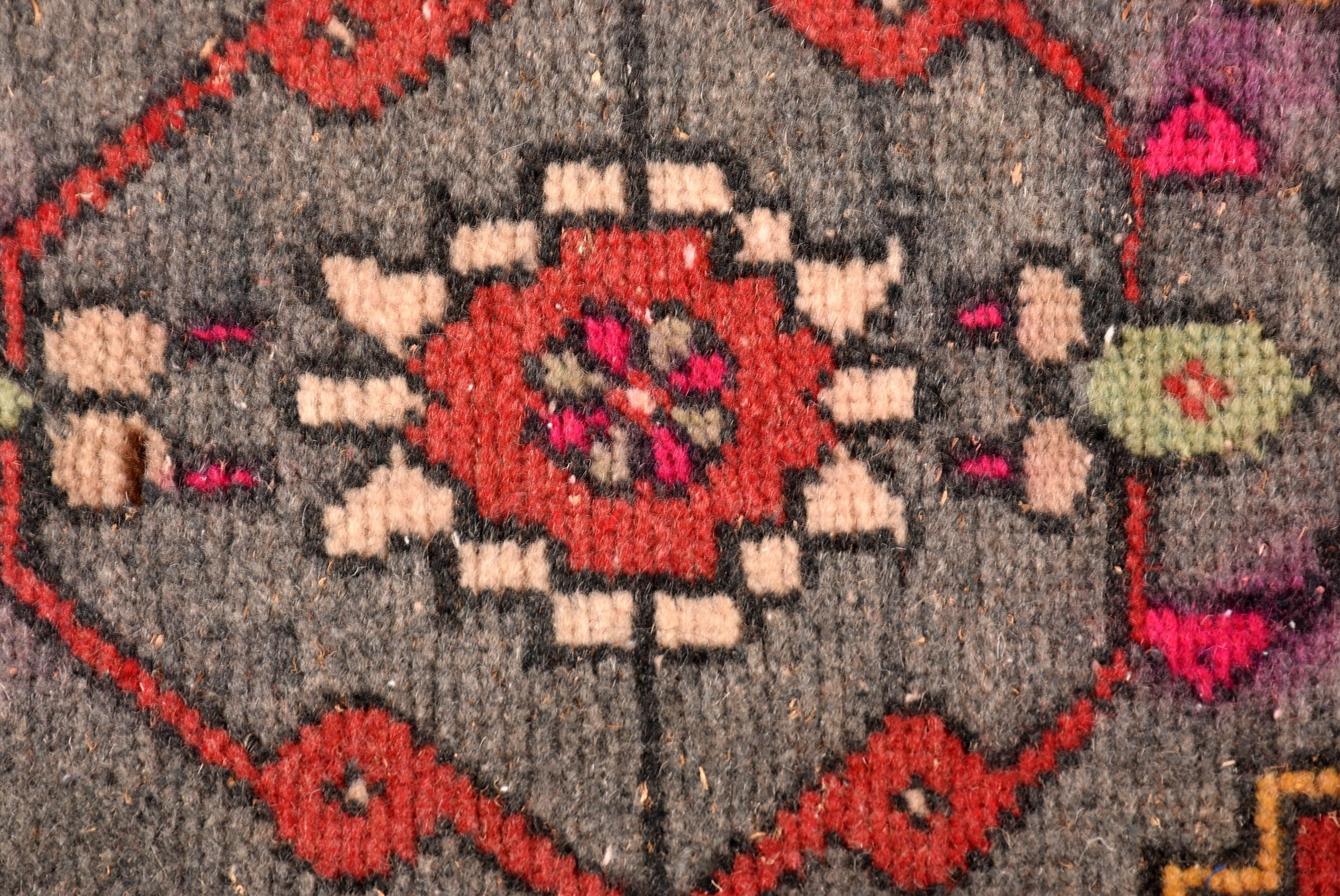 Kırmızı Boho Halı, Duvara Asılı Halı, Giriş Halıları, Türk Halıları, 1.8x3.5 ft Küçük Halı, Oushak Halıları, Modern Halı, Vintage Halılar, Küçük Boho Halıları