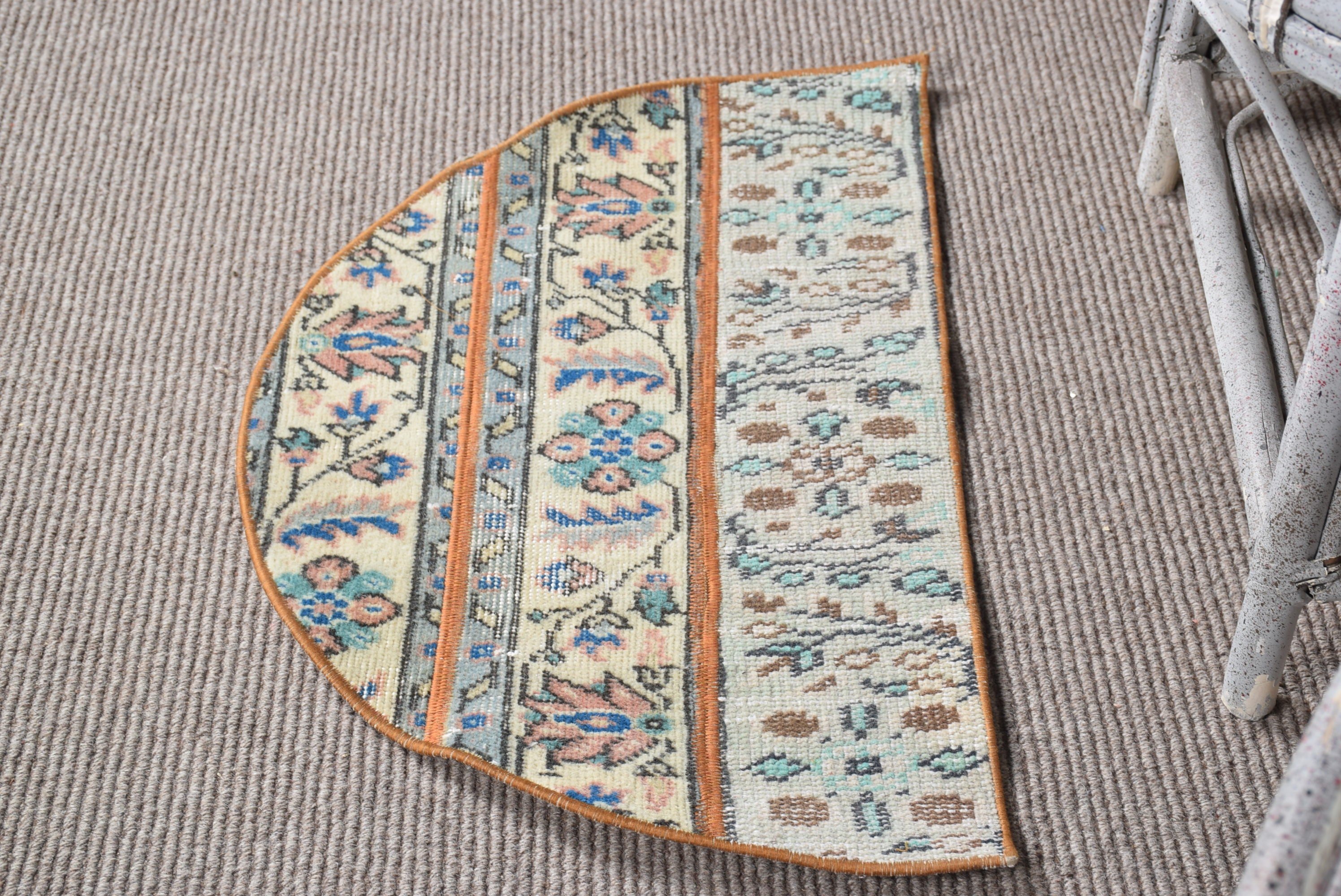 Vintage Halılar, Bej Yün Halı, 2,4x1,5 ft Küçük Halı, Yatak Odası Halısı, Oryantal Halı, Türk Halısı, Araba Paspas Halısı, Banyo Halıları