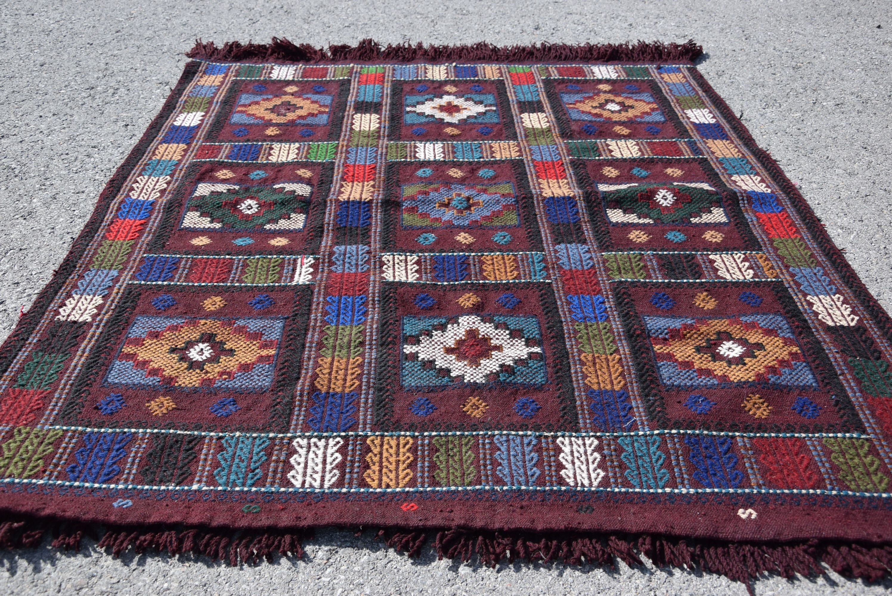 4.1x4.8 ft Accent Halı, Soluk Halılar, Vintage Halılar, Mor Fas Halısı, Yatak Odası Halısı, Kilim, Antika Halılar, Havalı Halı, Mutfak Halısı, Türk Halısı