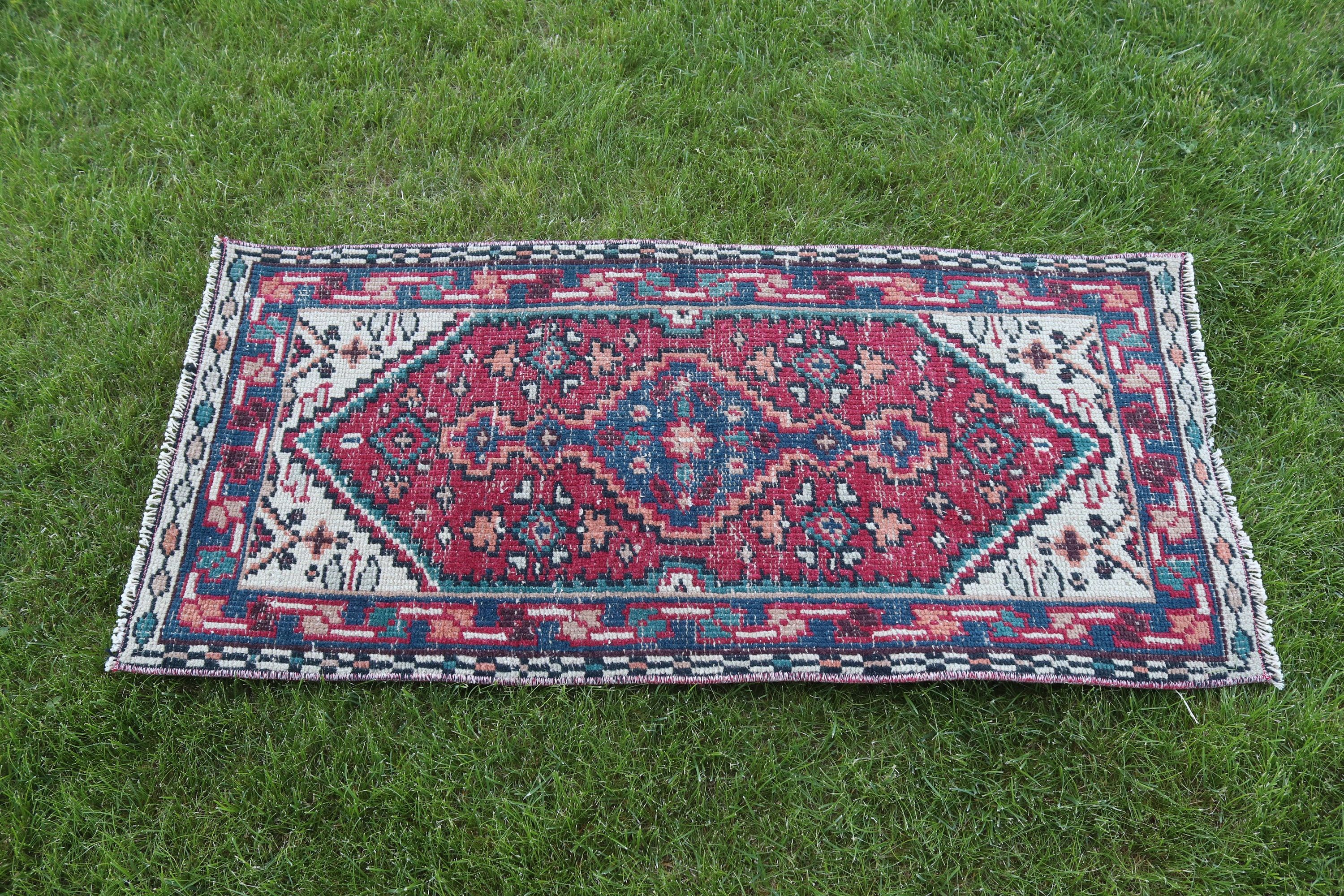 Lüks halı, kırmızı zemin halıları, küçük alan halısı, kabile halıları, vintage halılar, duvar asma halı, nötr halı, Türk halısı, 1.8x3.9 ft küçük halı