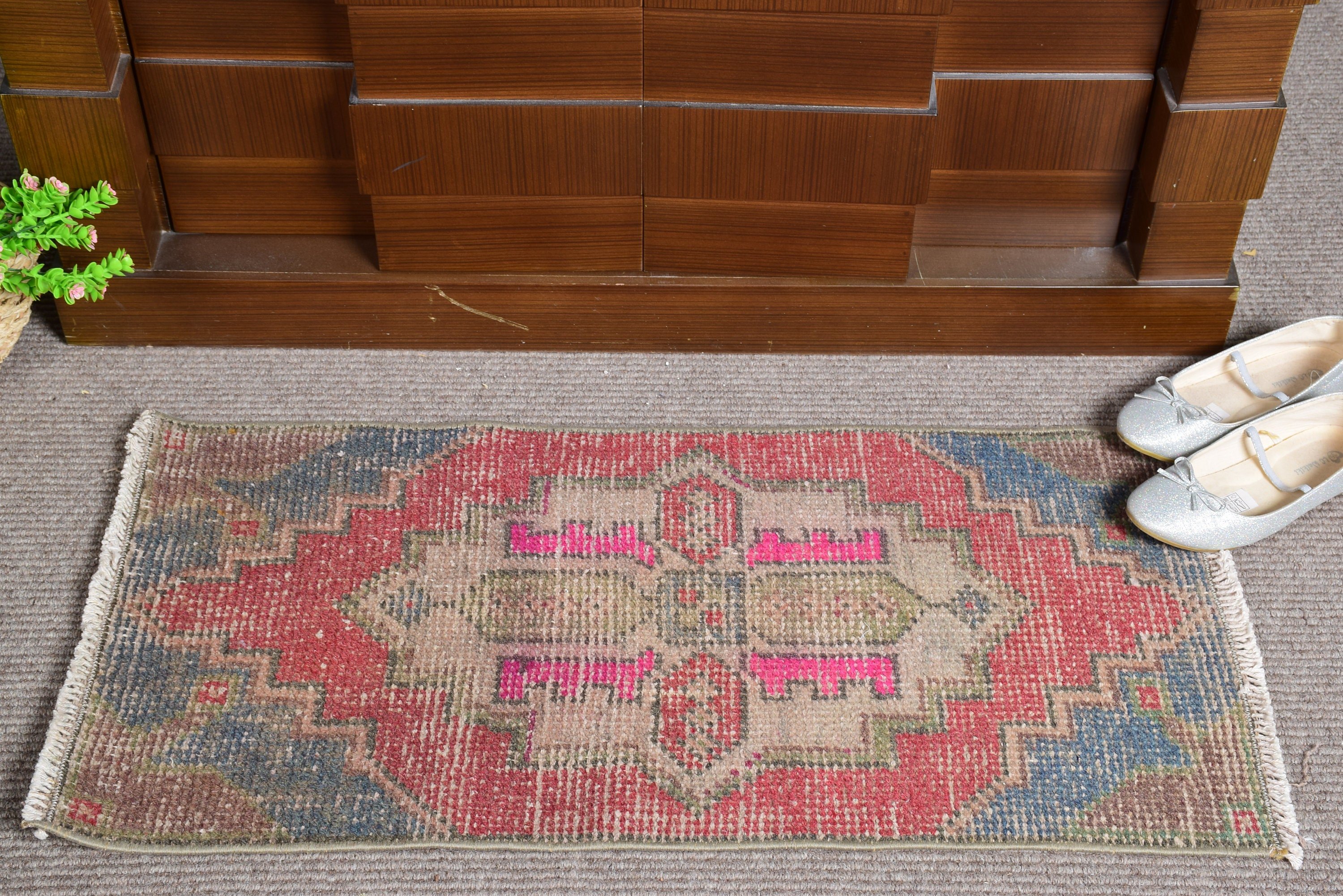 Antique Rug, Kitchen Rugs, Entry Rugs, 1.4x2.8 ft Small Rugs, Oushak Rug, Vintage Rug, Office Rug, Red Cool Rug, Turkish Rug, Rugs for Bath