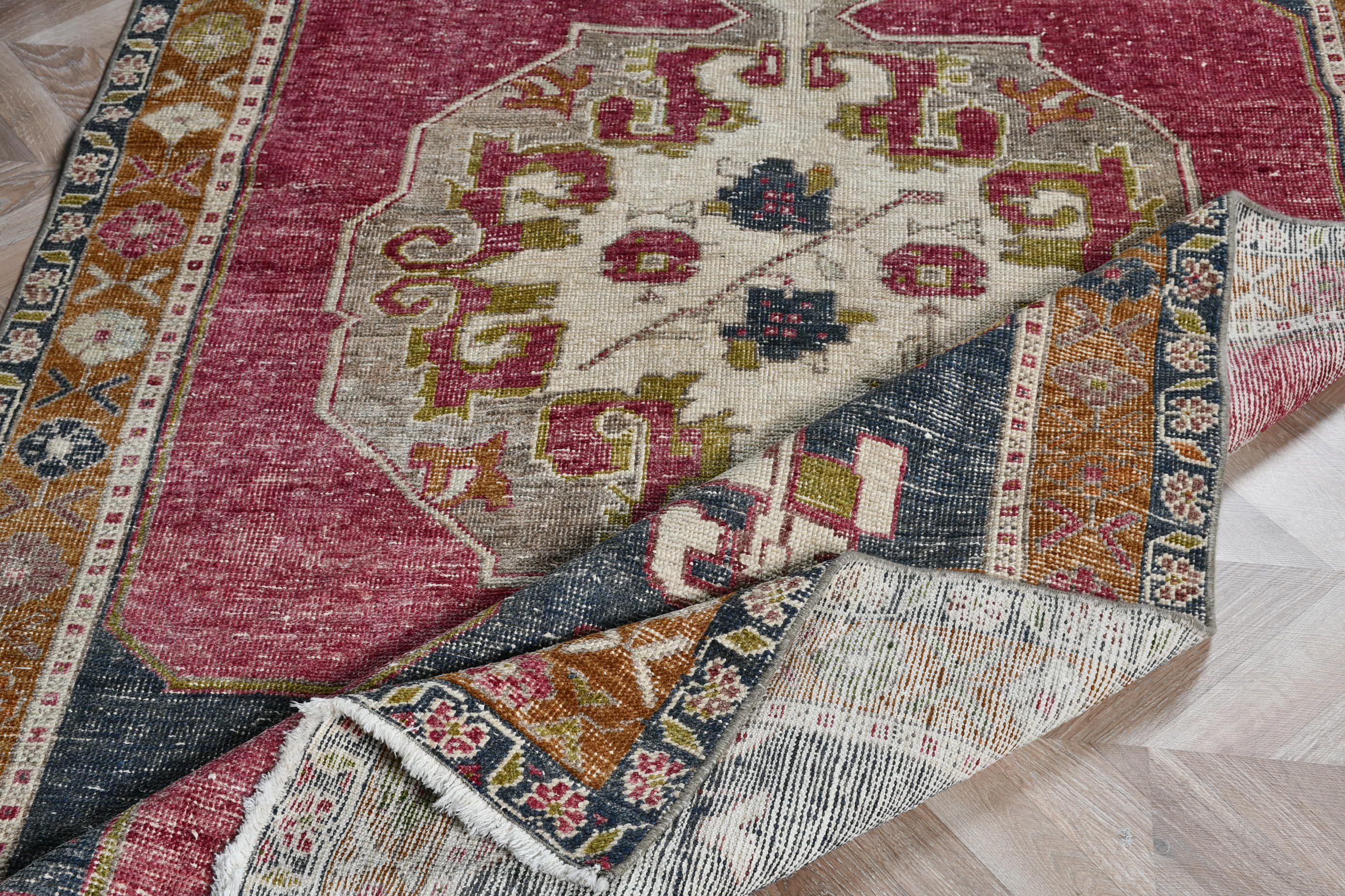 Turkish Rug, Red Anatolian Rug, Salon Rug, Vintage Rugs, Wool Rugs, 4.7x9.1 ft Large Rug, Living Room Rugs, Rugs for Salon