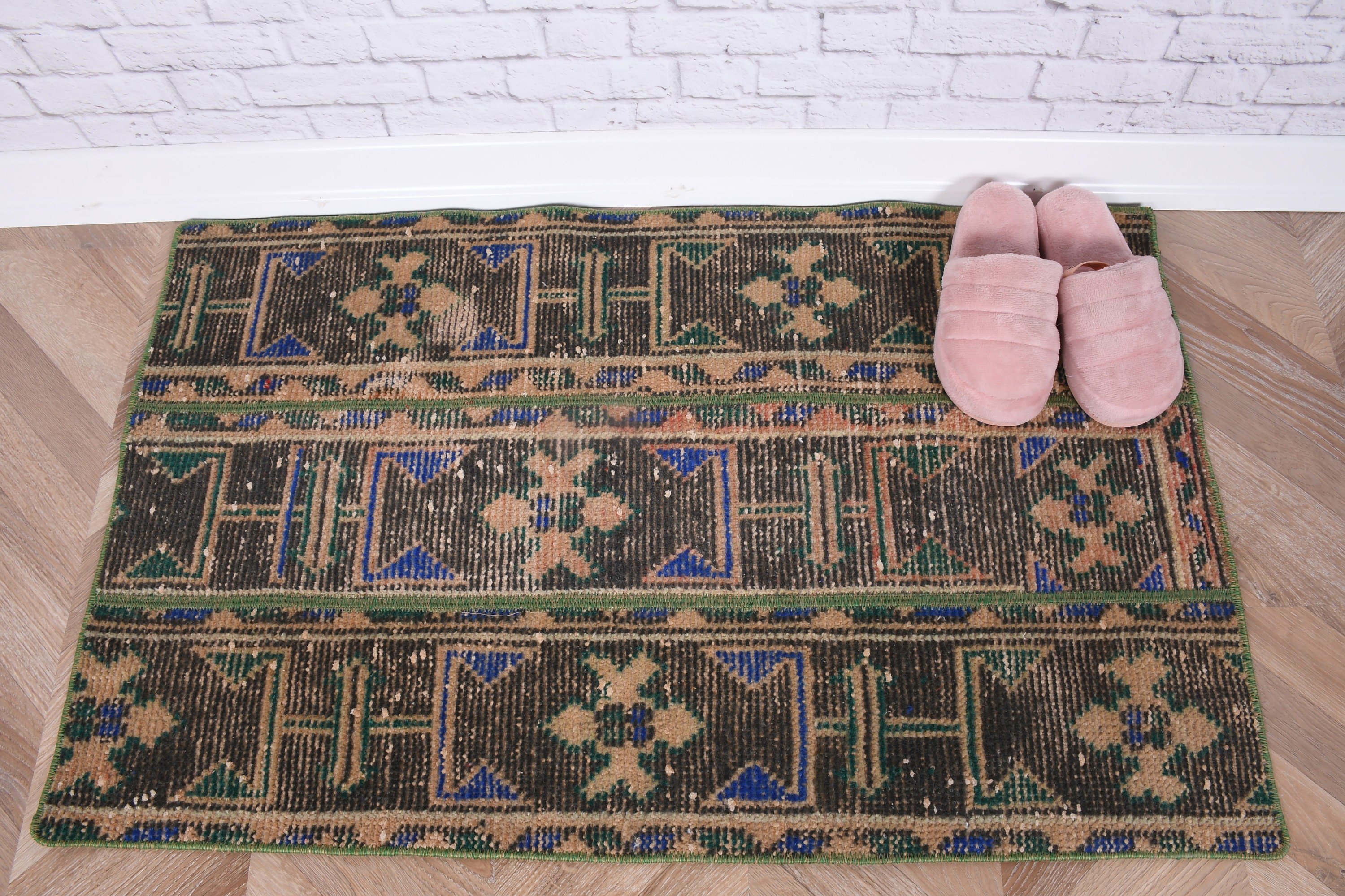 Entry Rugs, Brown Anatolian Rug, 2x3.2 ft Small Rug, Anatolian Rug, Wall Hanging Rug, Floor Rug, Vintage Rug, Authentic Rug, Turkish Rugs