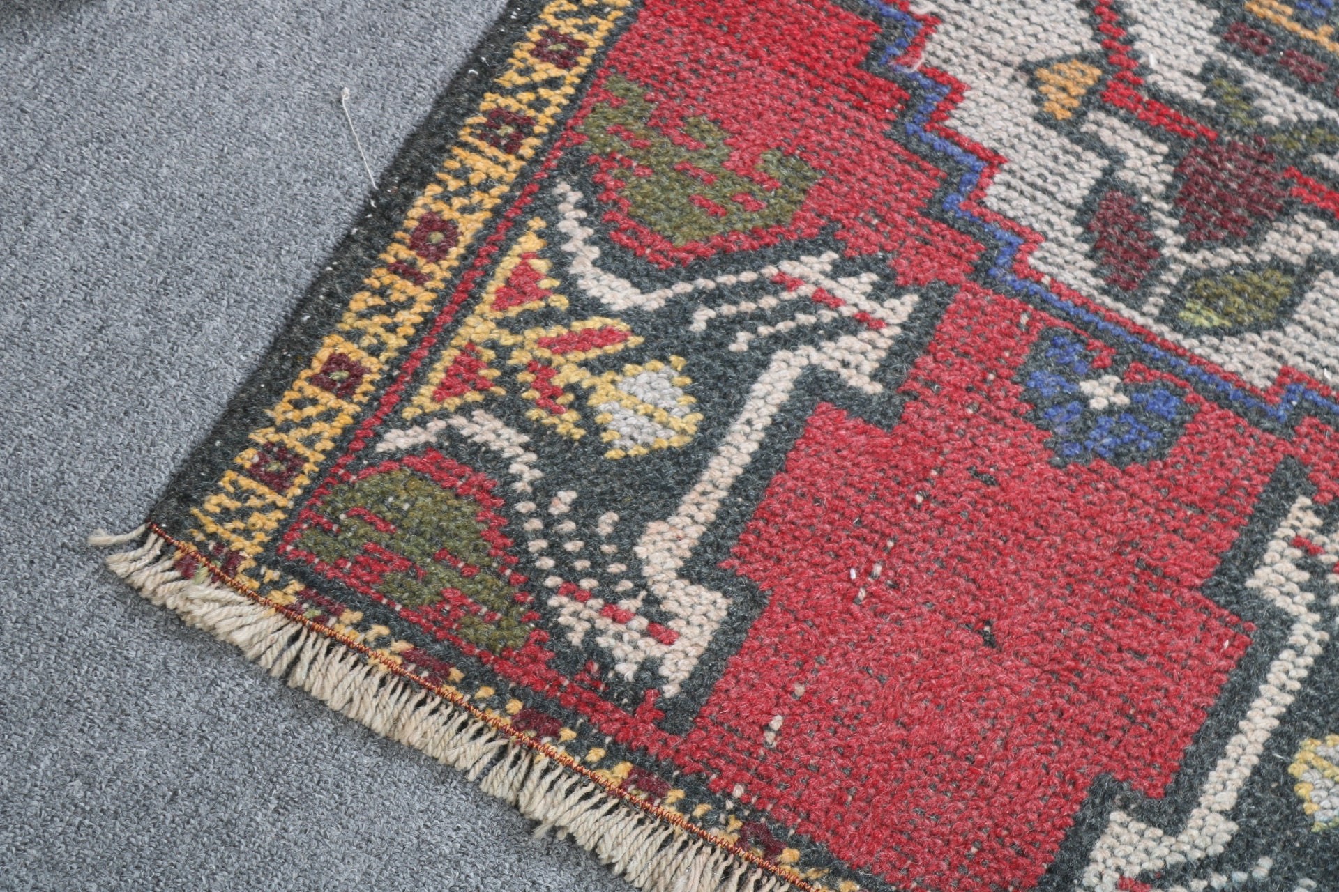 Vintage Rug, Kitchen Rug, Entry Rugs, Turkish Rugs, Boho Rug, Rugs for Entry, Door Mat Rugs, 1.8x2.9 ft Small Rug, Wool Rug, Red Modern Rug