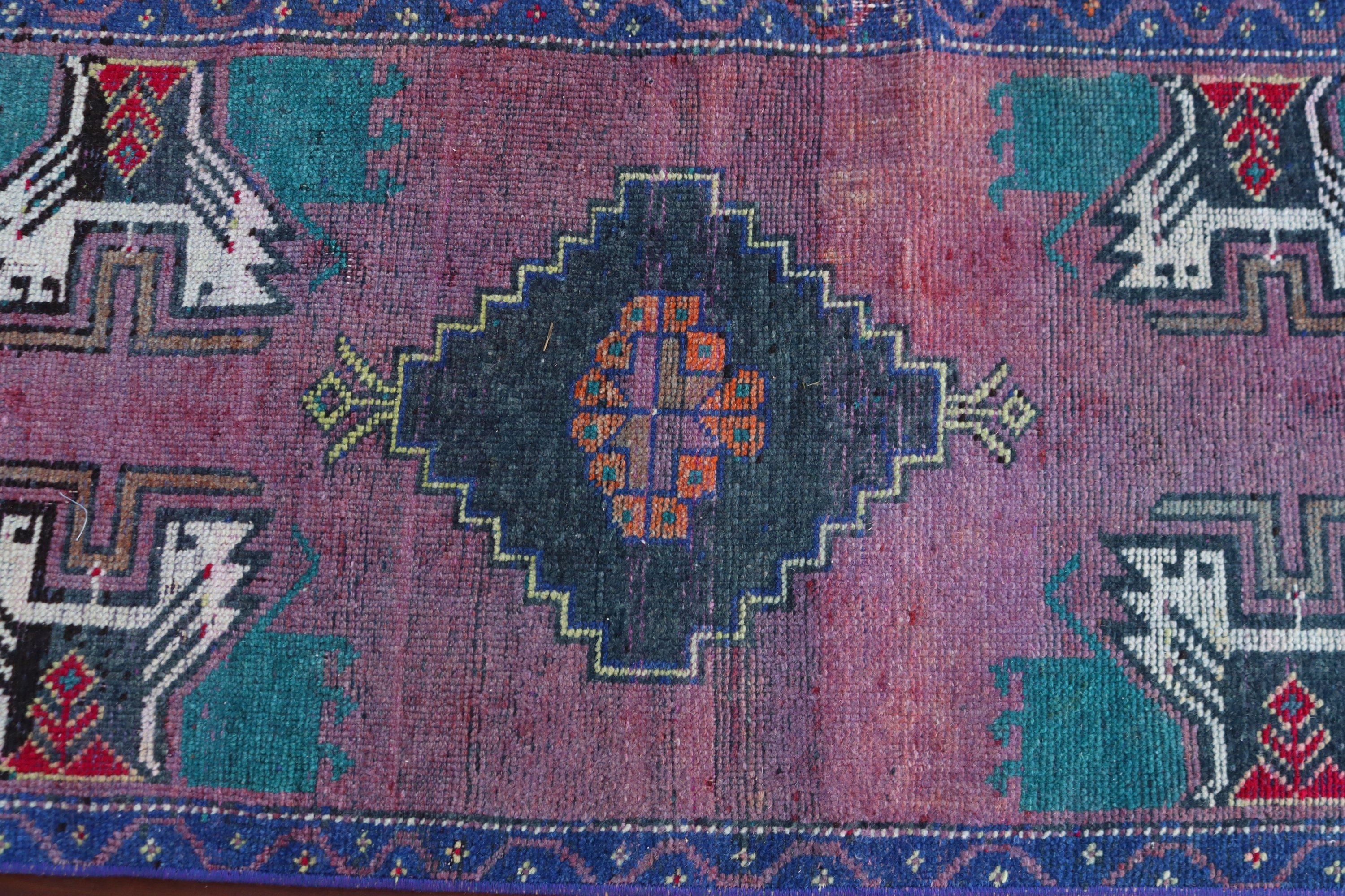 Modern Halı, Vintage Halı, Mor 1.7x3.5 ft Küçük Halı, Yün Halı, Banyo Halıları, Duvara Asma Halılar, Yatak Odası Halıları, Türk Halısı