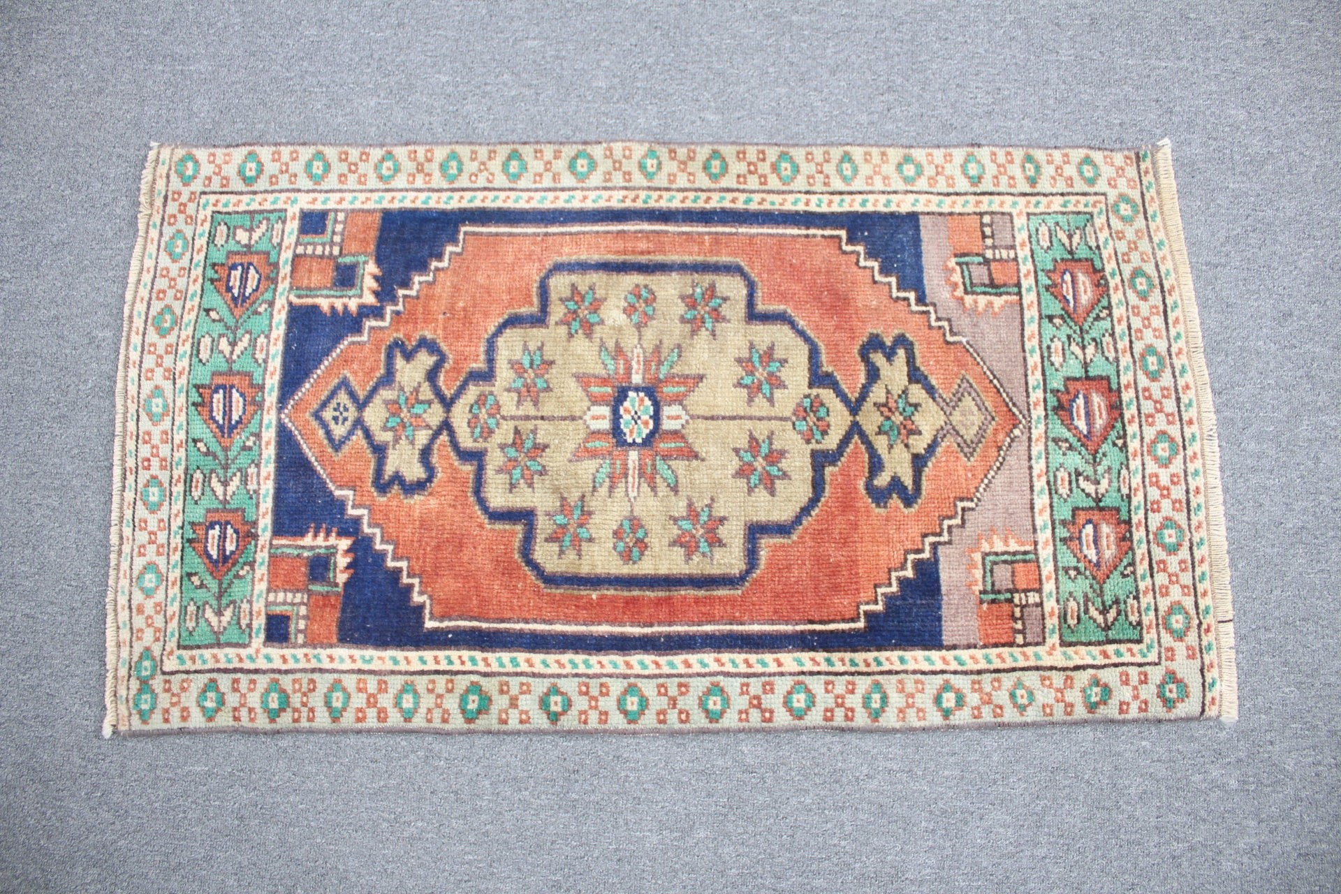 Havalı Halı, Yurt Halısı, Duvara Asılı Halı, Paspas Halıları, Fas Halısı, Turuncu Yün Halı, 1.7x3.1 ft Küçük Halı, Vintage Halı, Türk Halıları