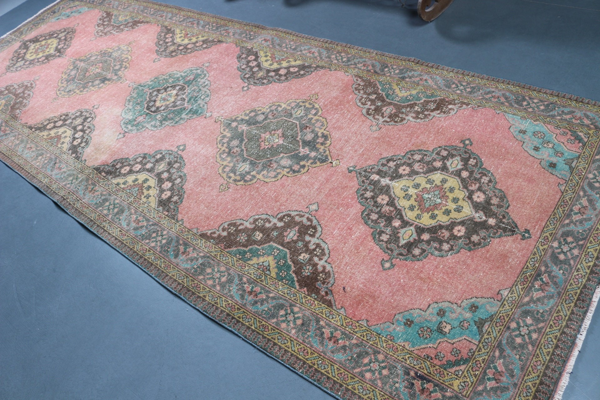 Vintage Dekor Halı, Koridor Halıları, Kırmızı Yün Halı, Merdiven Halısı, Türk Halısı, Havalı Halı, 4.7x12.6 ft Runner Halısı, Vintage Halı, Ev Dekor Halıları