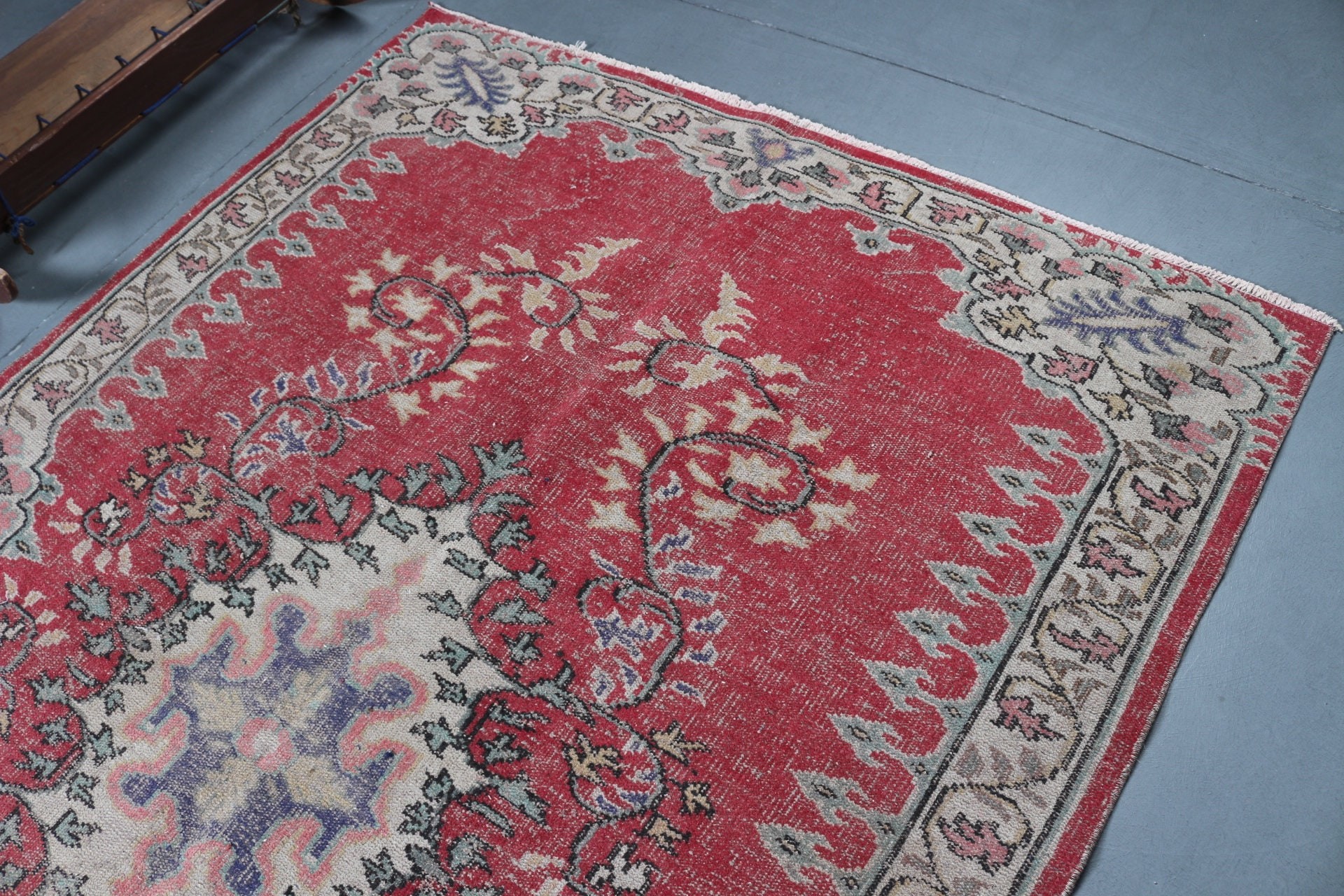 Turkish Rugs, Pastel Rug, Floor Rug, Antique Rug, Vintage Rug, 5.7x8.5 ft Large Rug, Red Home Decor Rug, Dining Room Rug, Living Room Rug