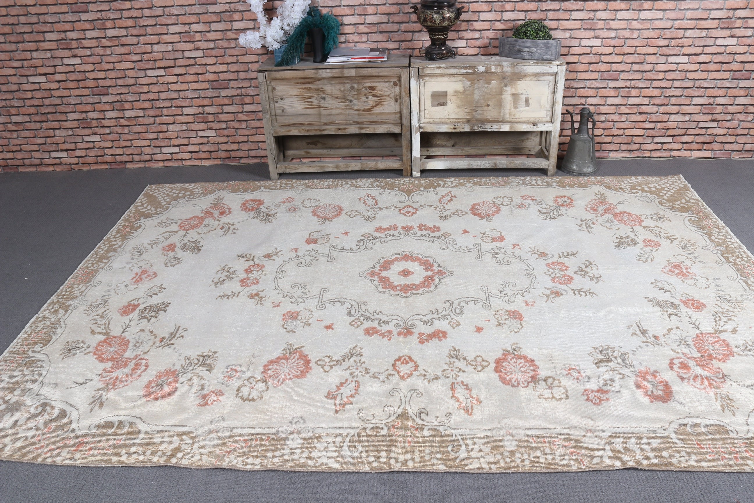 Vintage Rug, Salon Rugs, White Antique Rugs, Rugs for Salon, Turkish Rug, Cool Rugs, Home Decor Rug, Dining Room Rug, 6.7x9.7 ft Large Rug