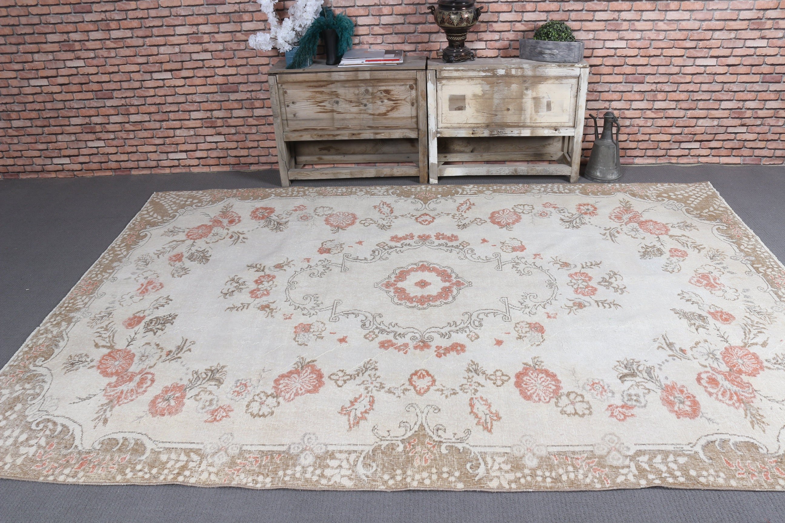 Vintage Rug, Salon Rugs, White Antique Rugs, Rugs for Salon, Turkish Rug, Cool Rugs, Home Decor Rug, Dining Room Rug, 6.7x9.7 ft Large Rug
