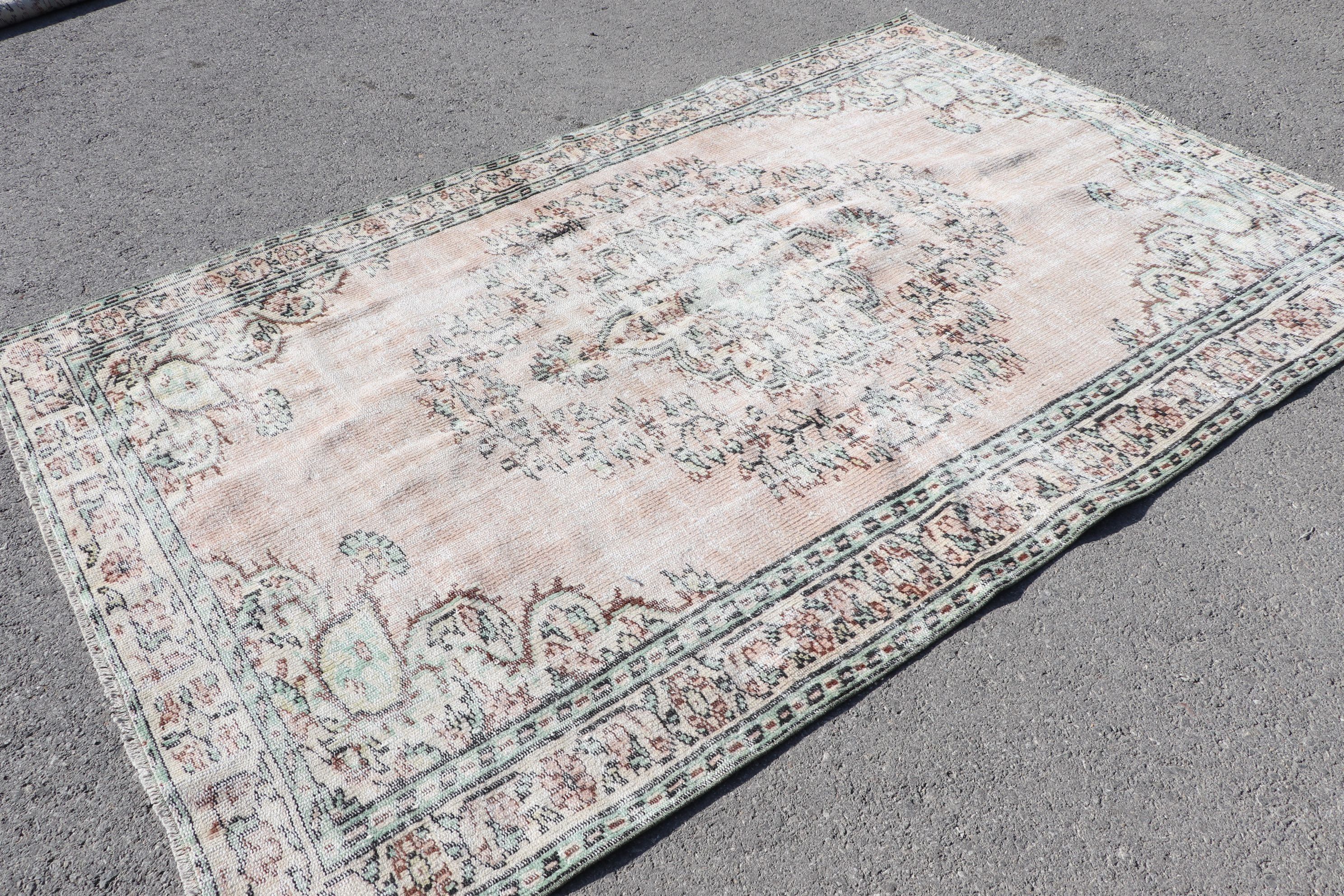 Outdoor Rug, Bedroom Rugs, Turkish Rug, Brown Oushak Rug, Vintage Rug, 5.6x8.7 ft Large Rug, Anatolian Rug, Living Room Rugs, Moroccan Rug