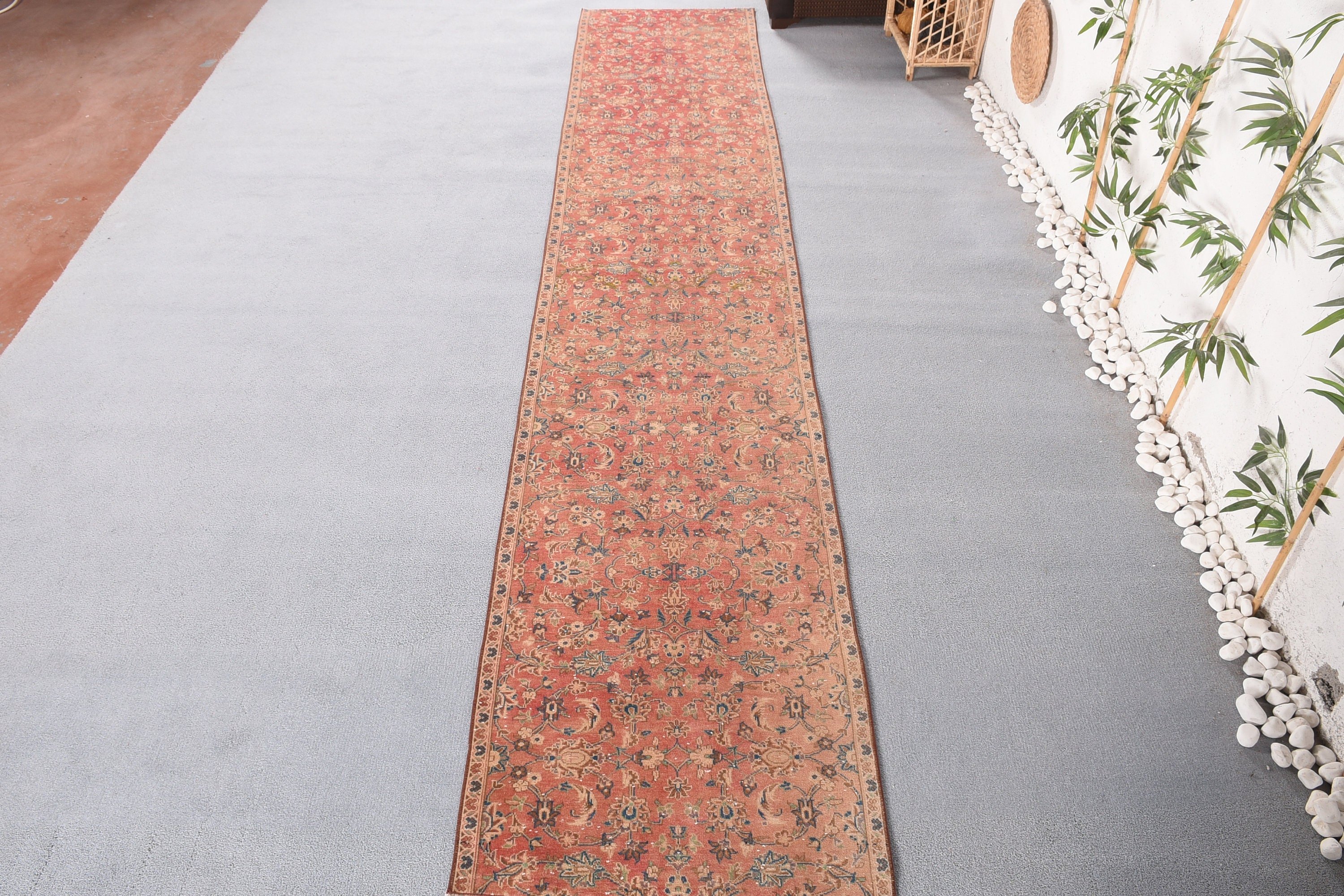 El Düğümlü Halı, Vintage Halı, Merdiven Halısı, Kırmızı Yatak Odası Halısı, Mutfak Halıları, Yer Halıları, Antika Halı, 2.6x13.5 ft Yolluk Halısı, Türk Halıları