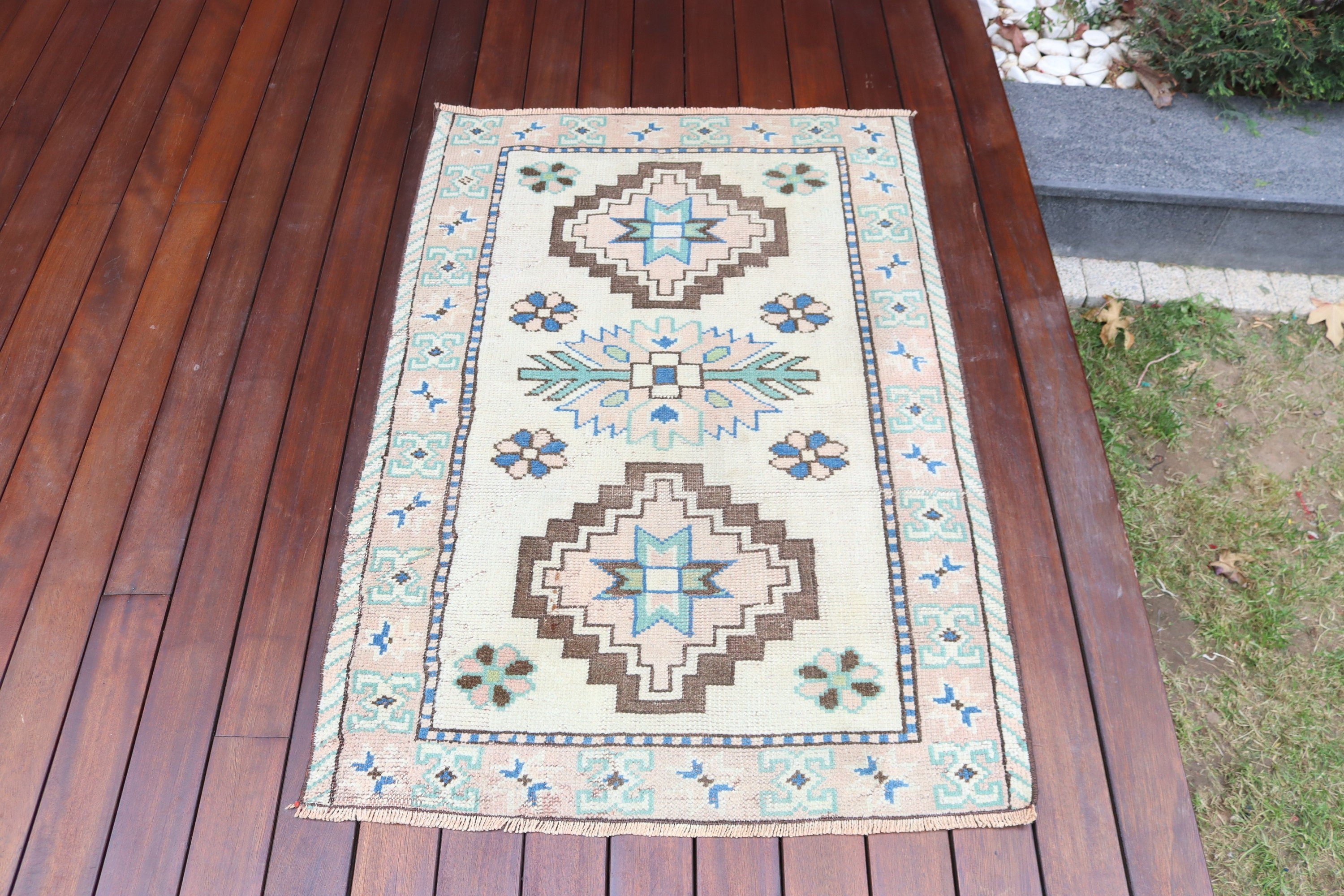 Kapı Paspası Halısı, 2.7x3.9 ft Küçük Halı, Küçük Alan Halıları, Yün Halıları, Türk Halıları, Oushak Halısı, Vintage Halılar, Bej Boho Halıları, Çocuk Odası Halıları