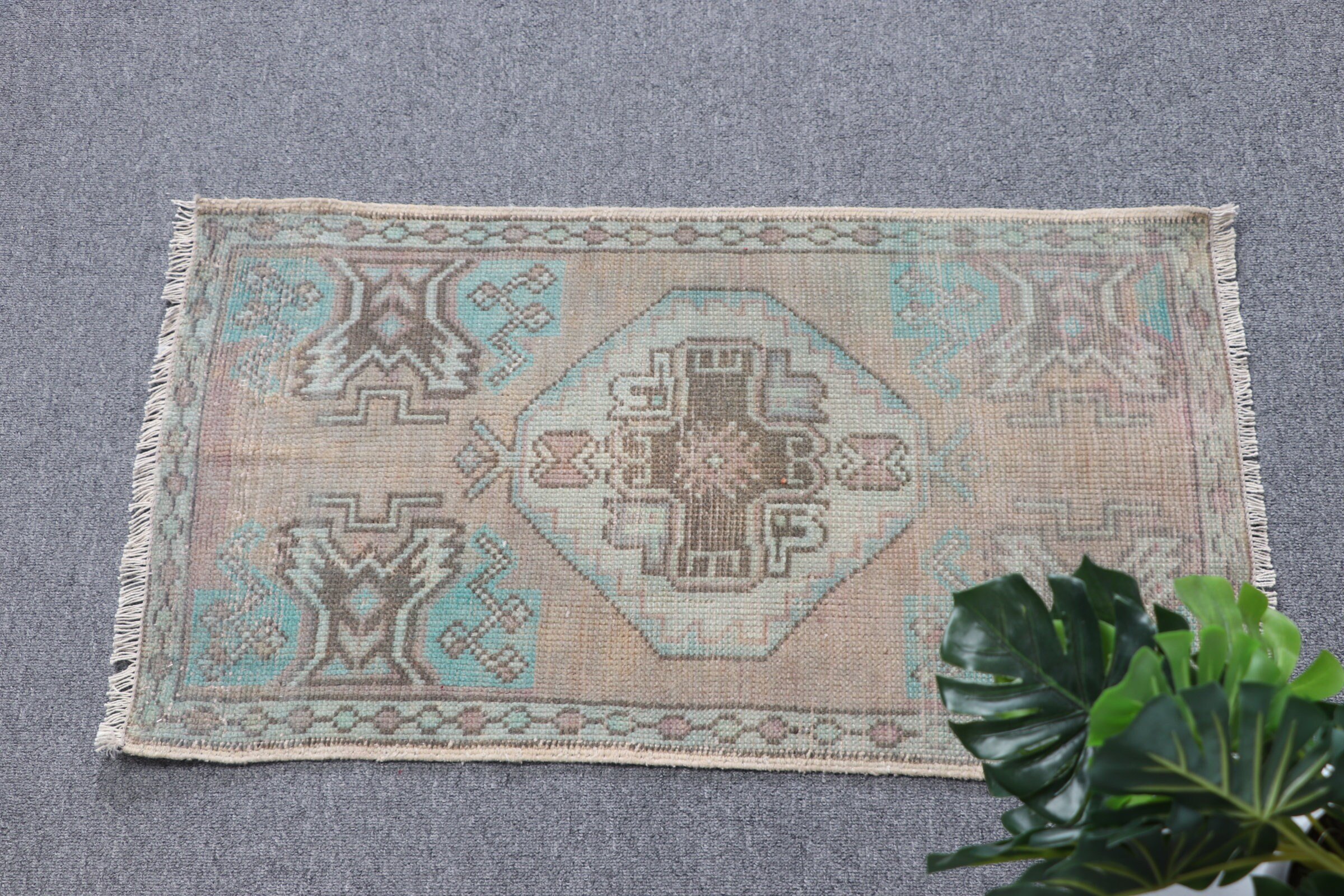 Brown Moroccan Rug, Bedroom Rug, Wall Hanging Rug, Anatolian Rug, Turkish Rug, 1.6x2.8 ft Small Rug, Vintage Rug, Pastel Rug