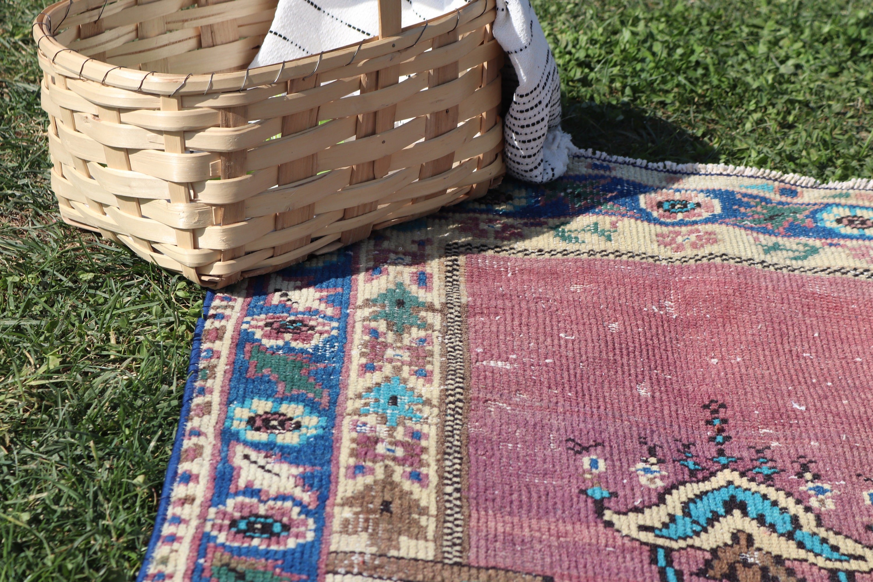 Türk Halıları, Duvara Asılı Halı, Organik Halılar, 2.6x4.4 ft Küçük Halılar, Lüks Halılar, Yer Halıları, Vintage Halılar, Banyo Halıları, Mor Ev Dekorasyonu Halısı