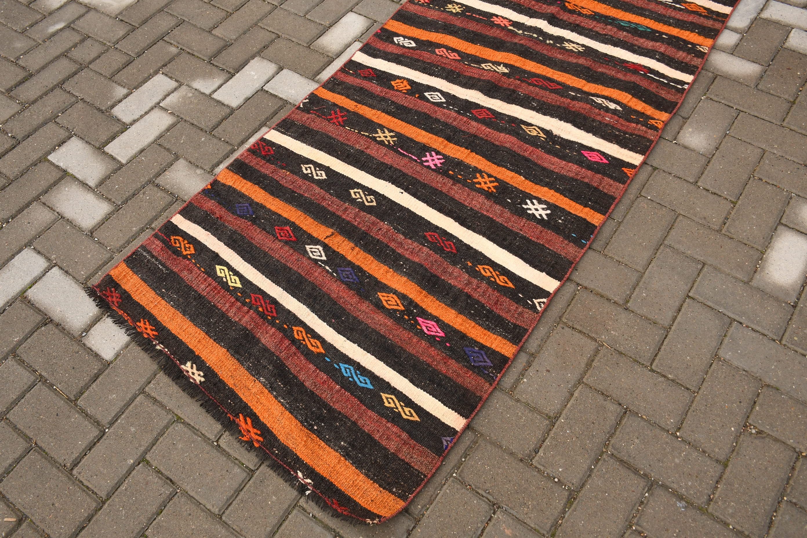 Kahverengi Yer Halıları, Eski Halı, 2,8x9,4 ft Runner Halısı, Türk Halıları, Koridor Halıları, Kilim, Merdiven Halısı, Havalı Halı, Vintage Halı, Fas Halısı