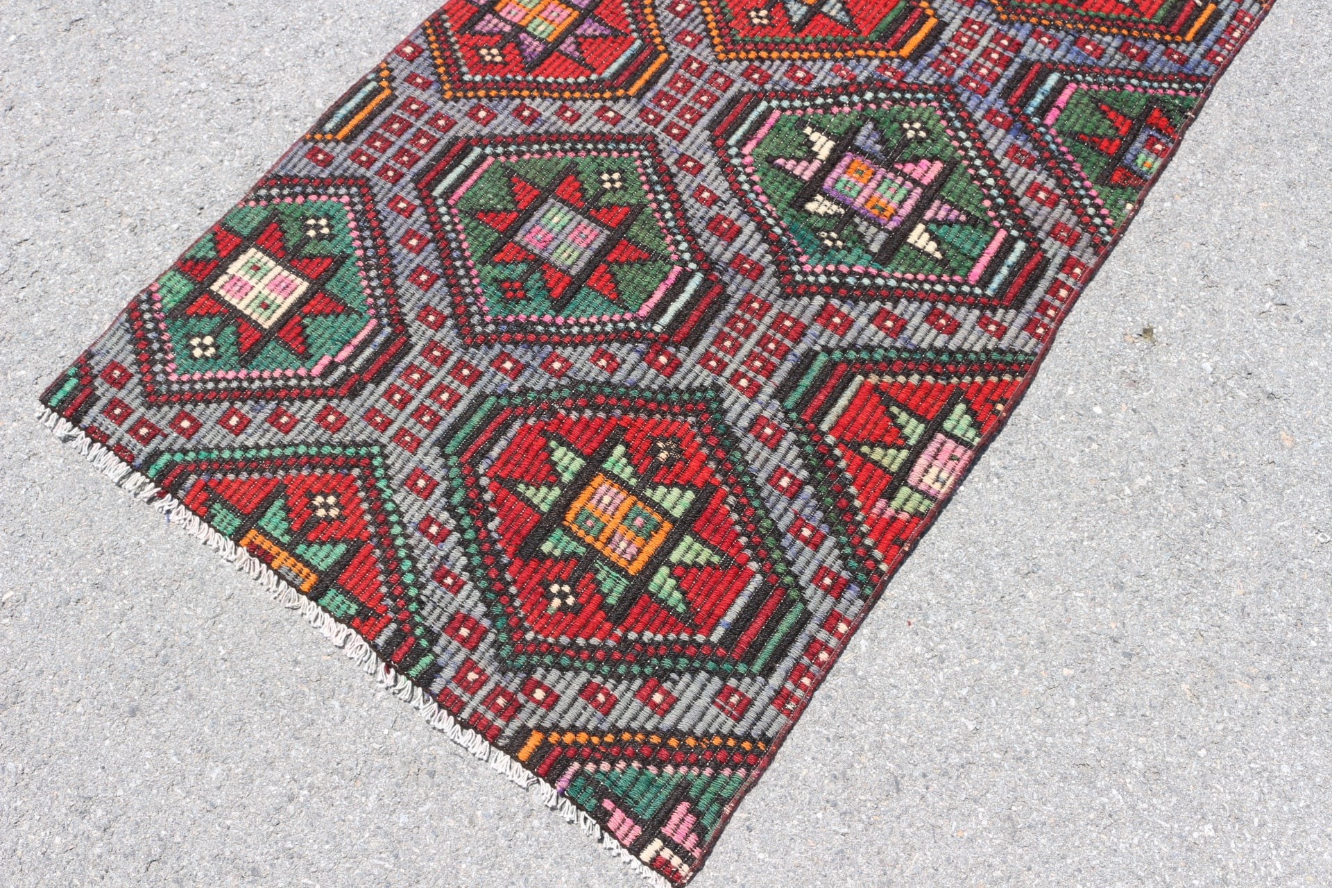 Çocuk Halısı, 2.8x5.2 ft Küçük Halı, El Dokuma Halı, Vintage Halı, Kilim, Antika Halı, Yer Halıları, Türk Halısı, Giriş Halısı, Yeşil Oushak Halı