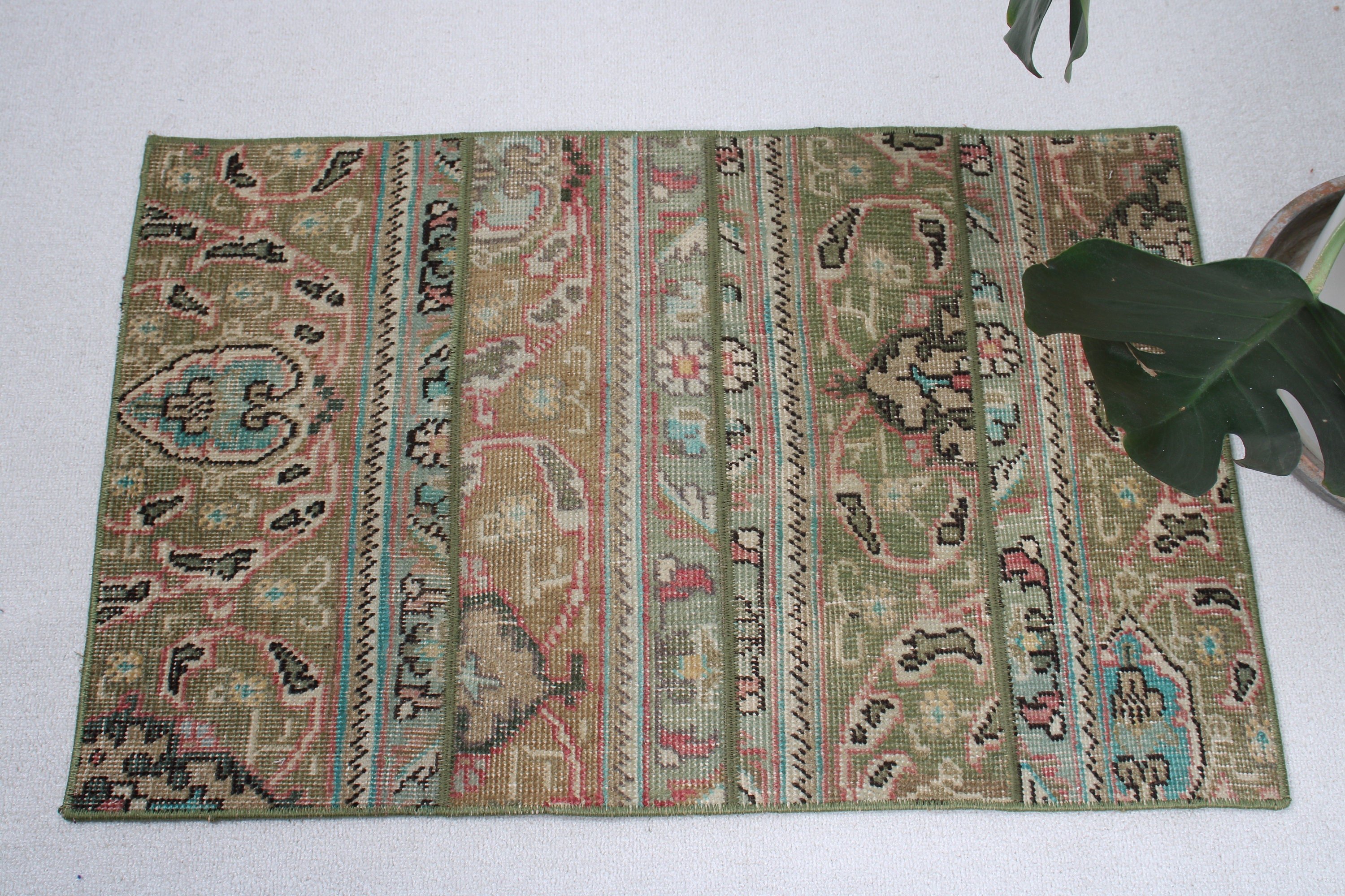 Bathroom Rugs, Anatolian Rug, Wall Hanging Rug, Green  1.9x3 ft Small Rugs, Wool Rugs, Turkey Rug, Turkish Rug, Vintage Rugs