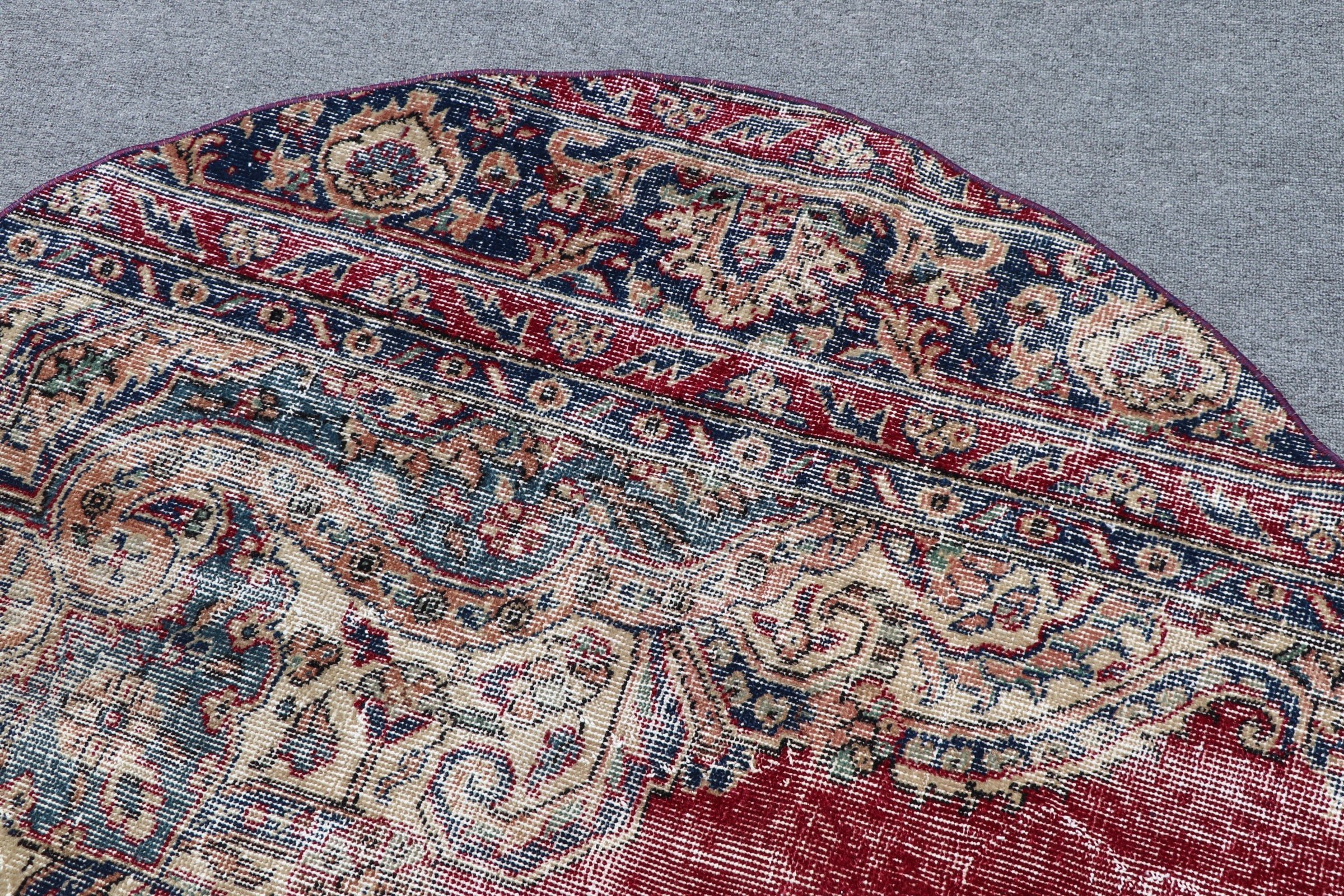 Sevimli Halı, Türk Halıları, Oushak Halısı, Kırmızı Yer Halıları, Mutfak Halıları, 4,2x4,2 ft Accent Halı, Yün Halı, Vintage Halı, Giriş Halısı, Yatak Odası Halıları