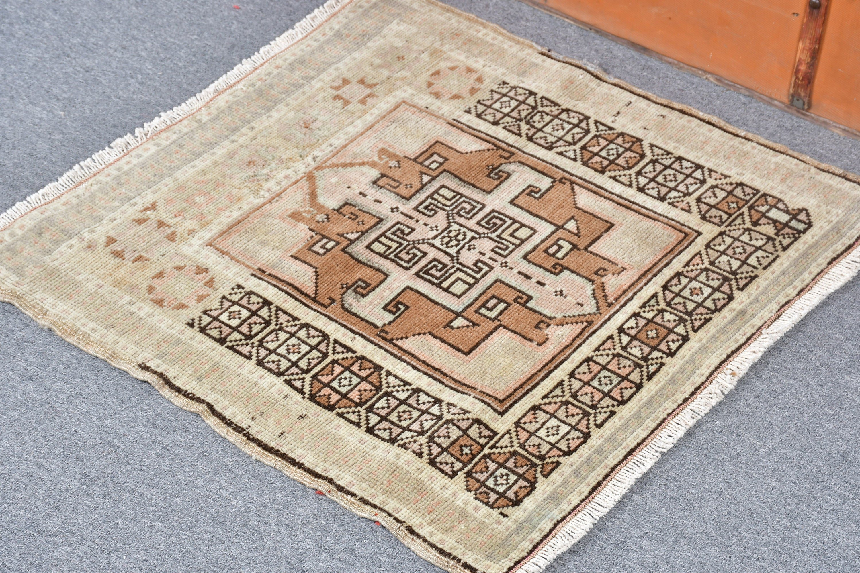 2.2x2.1 ft Küçük Halı, Banyo Halısı, Fas Halısı, Çocuk Odası Halıları, Vintage Halılar, Araba Paspas Halıları, Kahverengi Oryantal Halı, Türk Halısı