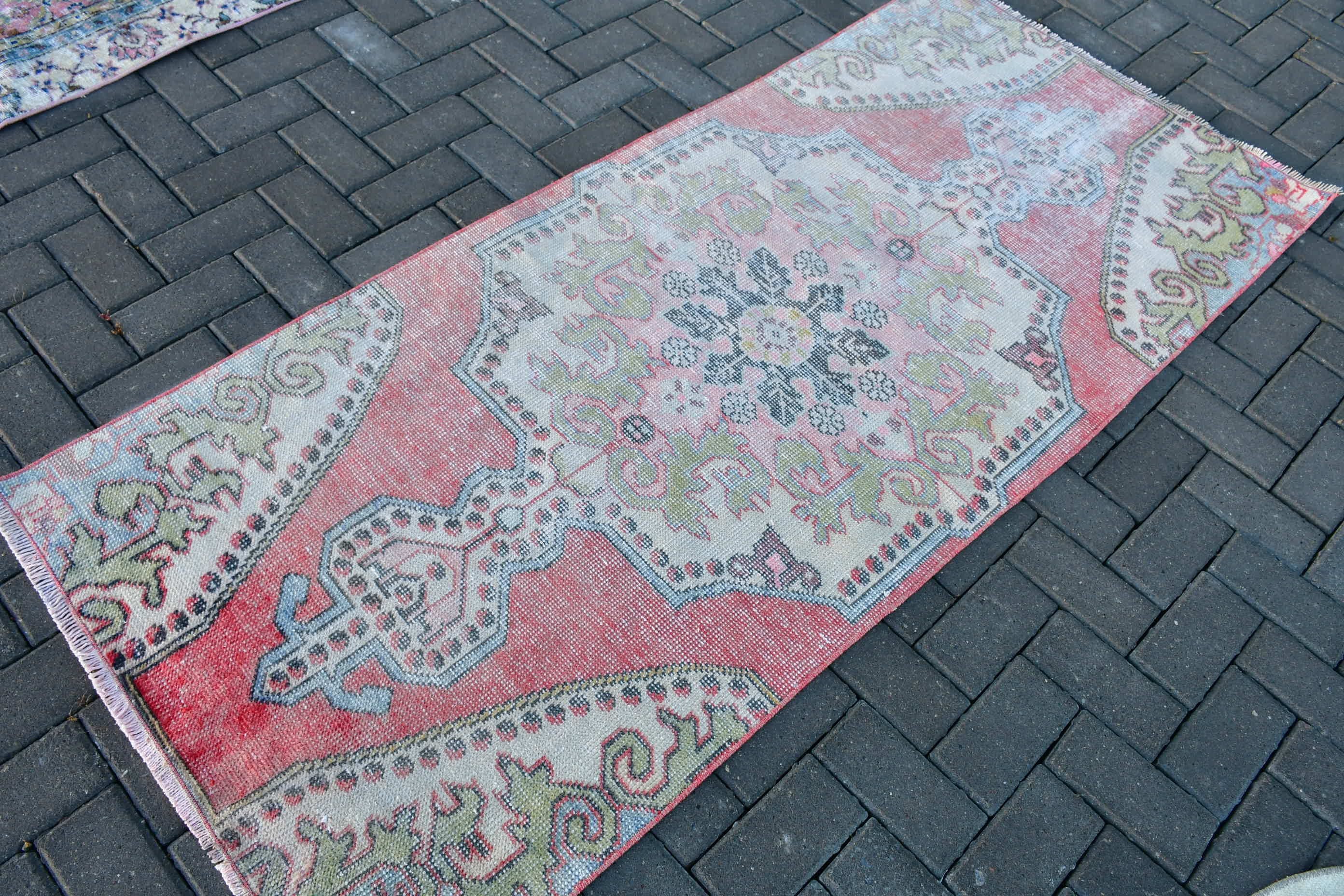 Home Decor Rug, Old Rug, Red  2.9x6.8 ft Accent Rugs, Rugs for Entry, Bedroom Rugs, Kitchen Rug, Turkish Rug, Vintage Rug